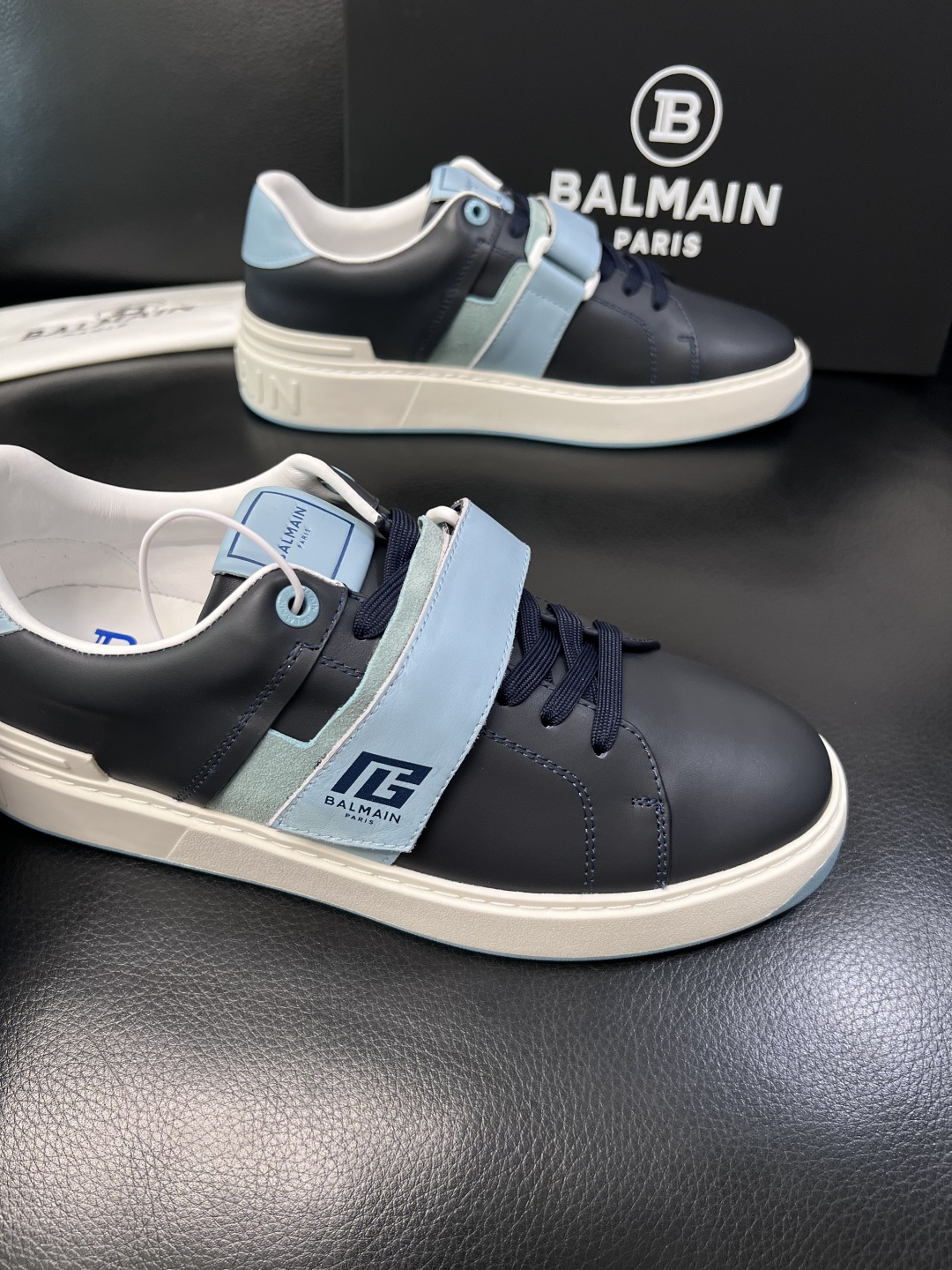 ⚠️只换码不退⚠️    BALMAIN  高品质  巴尔曼  顶级工艺品  专柜新品同步，鞋面意大利进