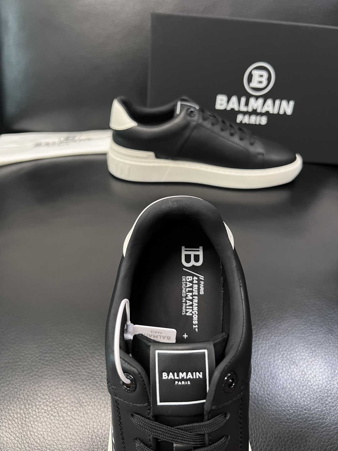 ⚠️只换码不退⚠️    BALMAIN  高品质  巴尔曼  顶级工艺品  专柜新品同步，鞋面意大利进