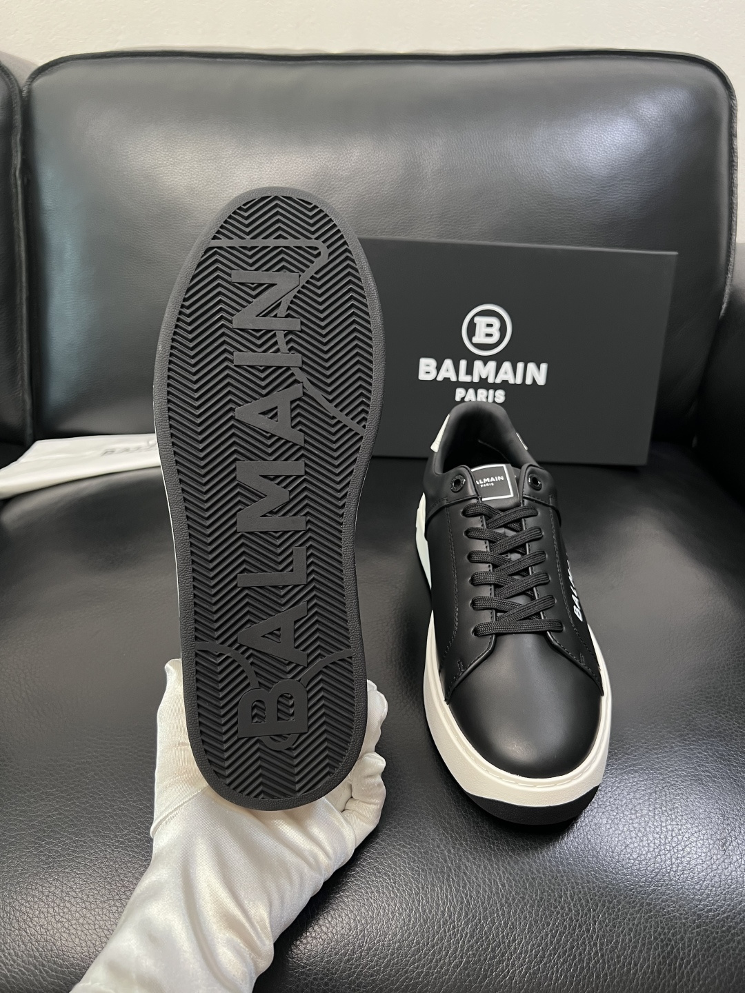 ⚠️只换码不退⚠️    BALMAIN  高品质  巴尔曼  顶级工艺品  专柜新品同步，鞋面意大利进