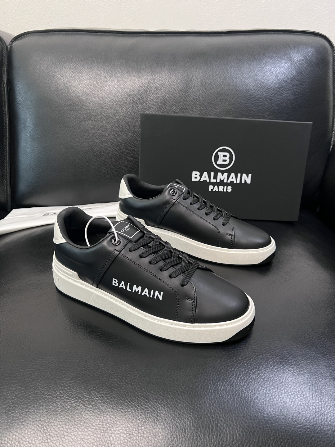 ⚠️只换码不退⚠️    BALMAIN  高品质  巴尔曼  顶级工艺品  专柜新品同步，鞋面意大利进