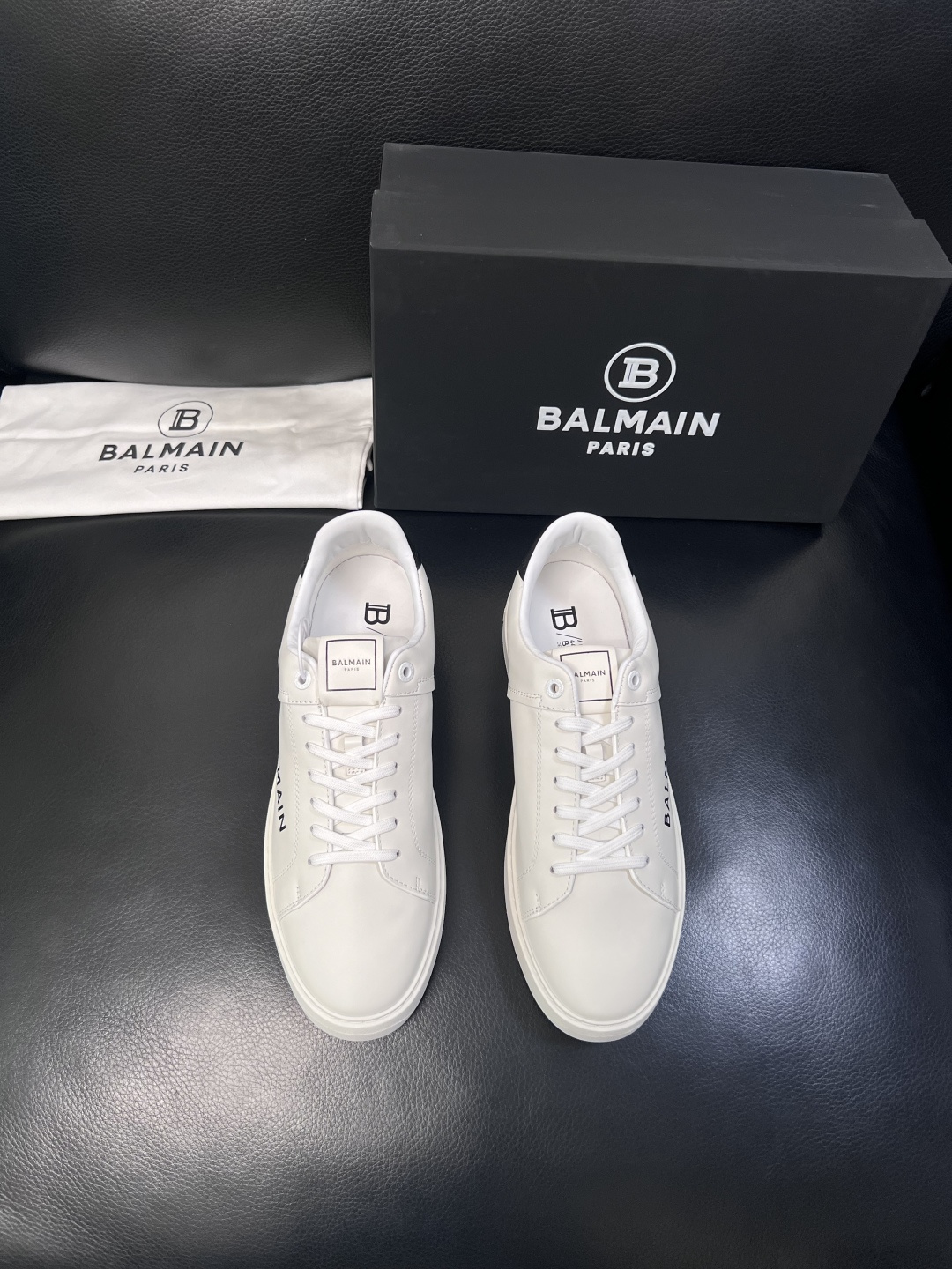 ⚠️只换码不退⚠️    BALMAIN  高品质  巴尔曼  顶级工艺品  专柜新品同步，鞋面意大利进