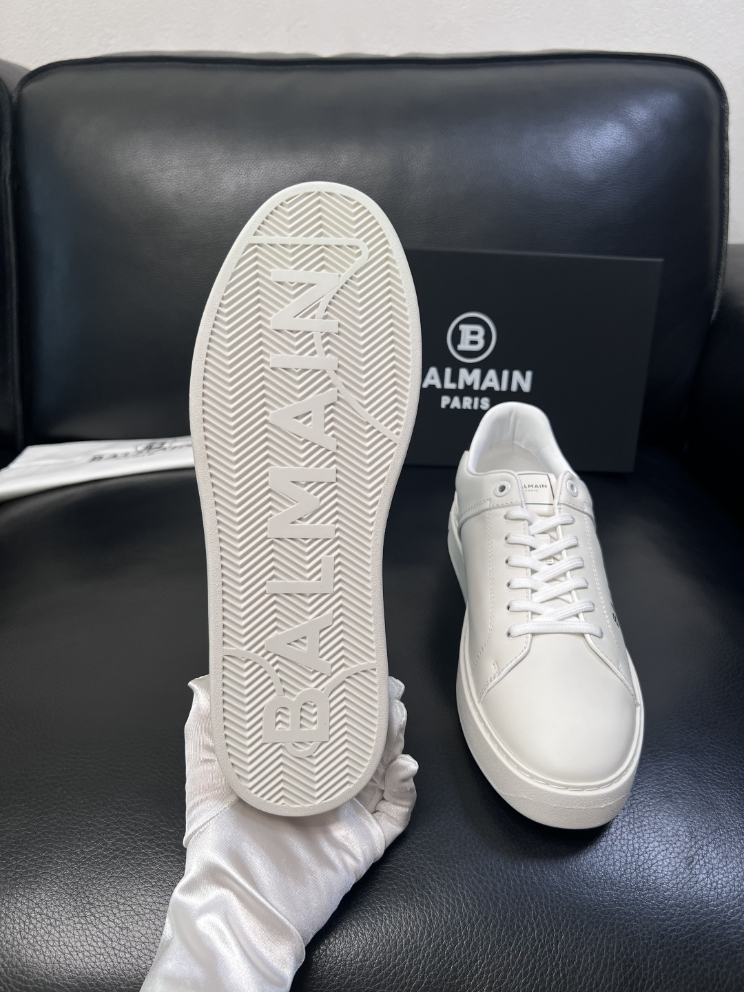 ⚠️只换码不退⚠️    BALMAIN  高品质  巴尔曼  顶级工艺品  专柜新品同步，鞋面意大利进