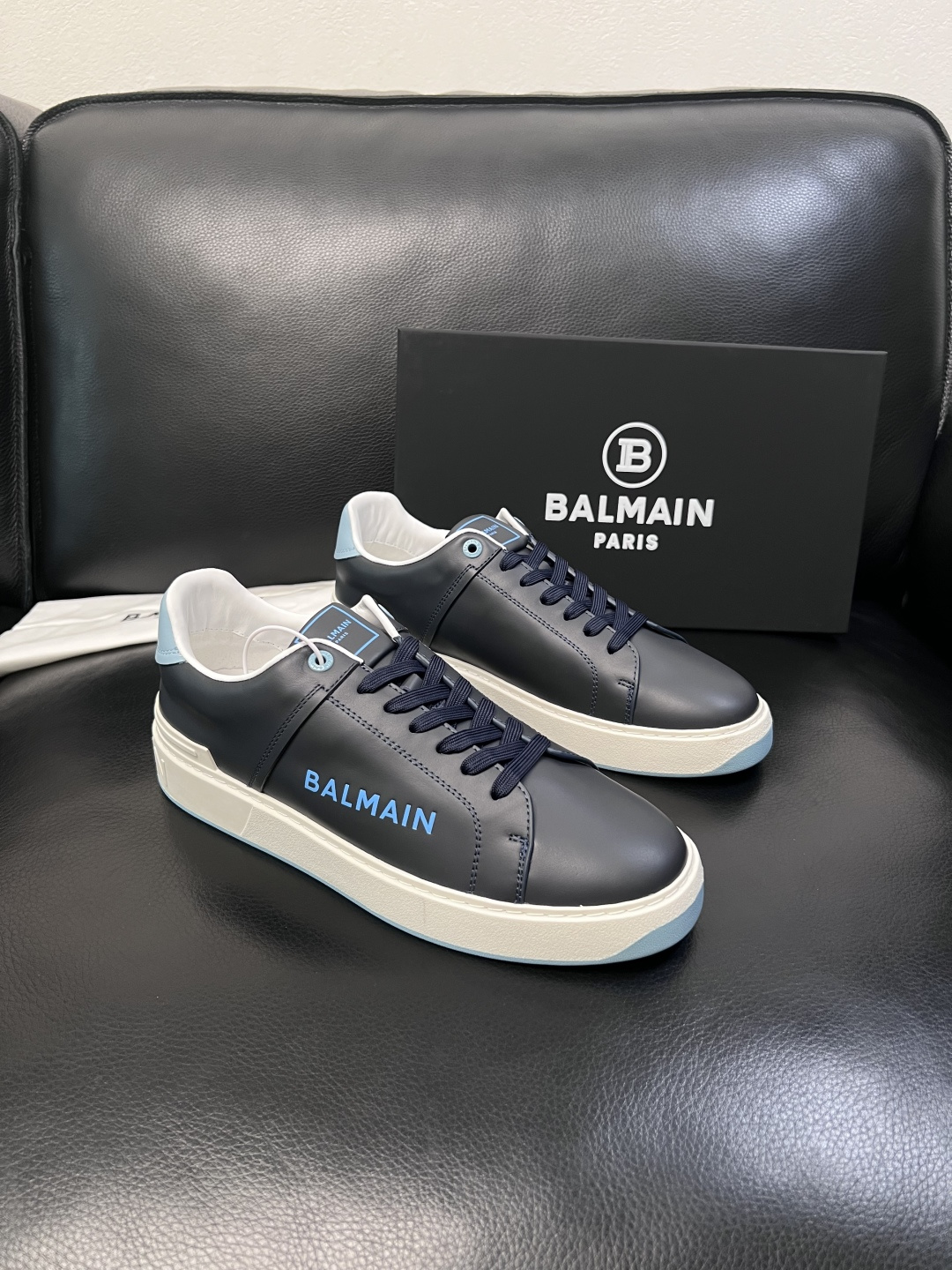 ⚠️只换码不退⚠️    BALMAIN  高品质  巴尔曼  顶级工艺品  专柜新品同步，鞋面意大利进