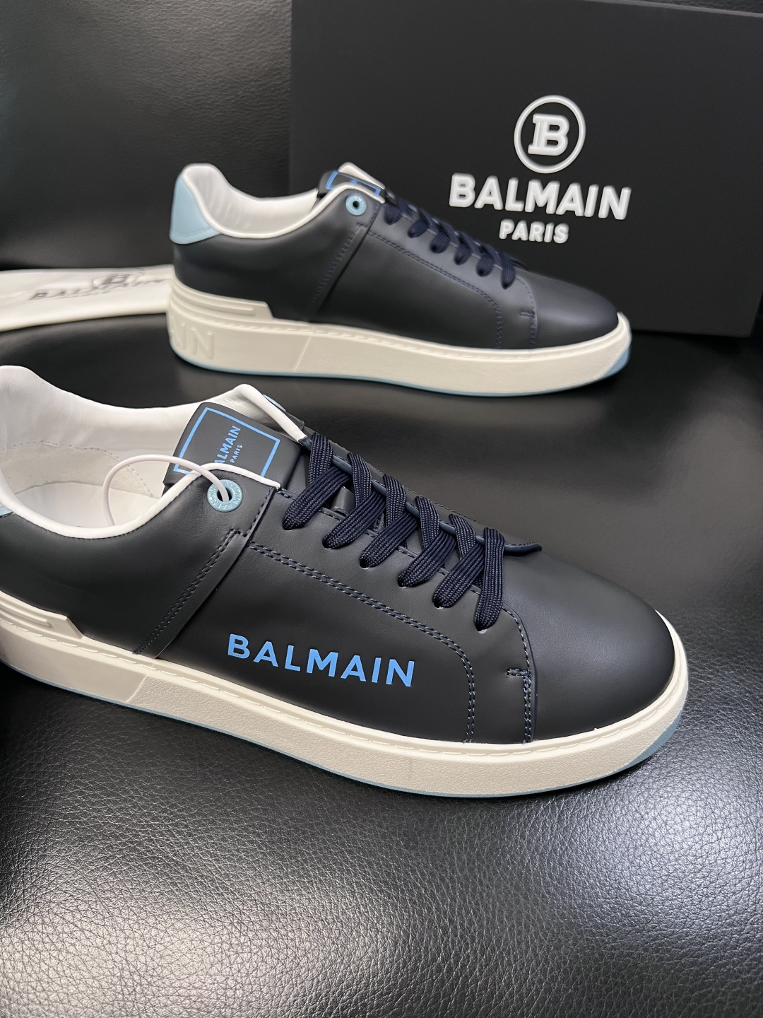 ⚠️只换码不退⚠️    BALMAIN  高品质  巴尔曼  顶级工艺品  专柜新品同步，鞋面意大利进
