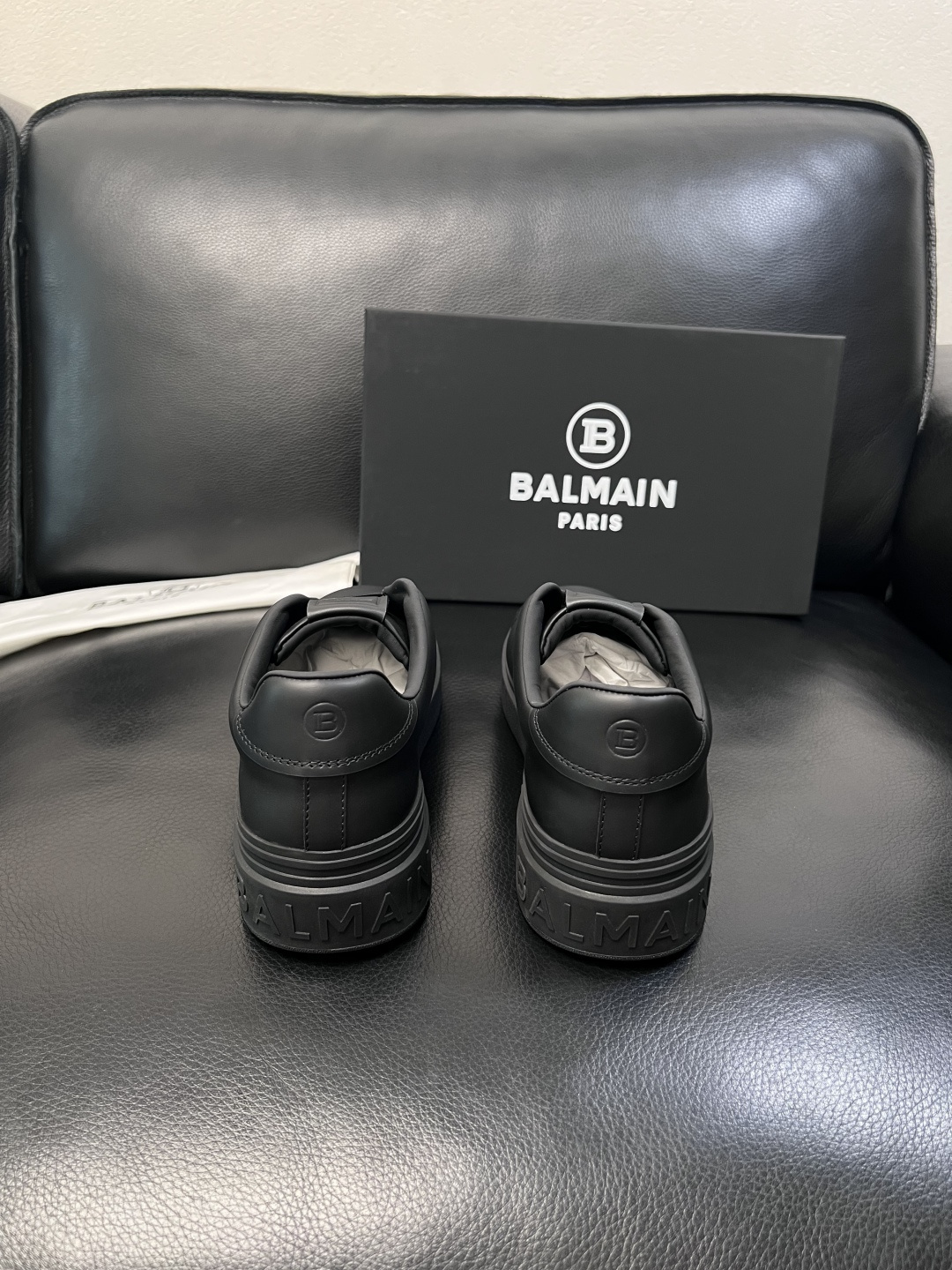 ⚠️只换码不退⚠️    BALMAIN  高品质  巴尔曼  顶级工艺品  专柜新品同步，鞋面意大利进
