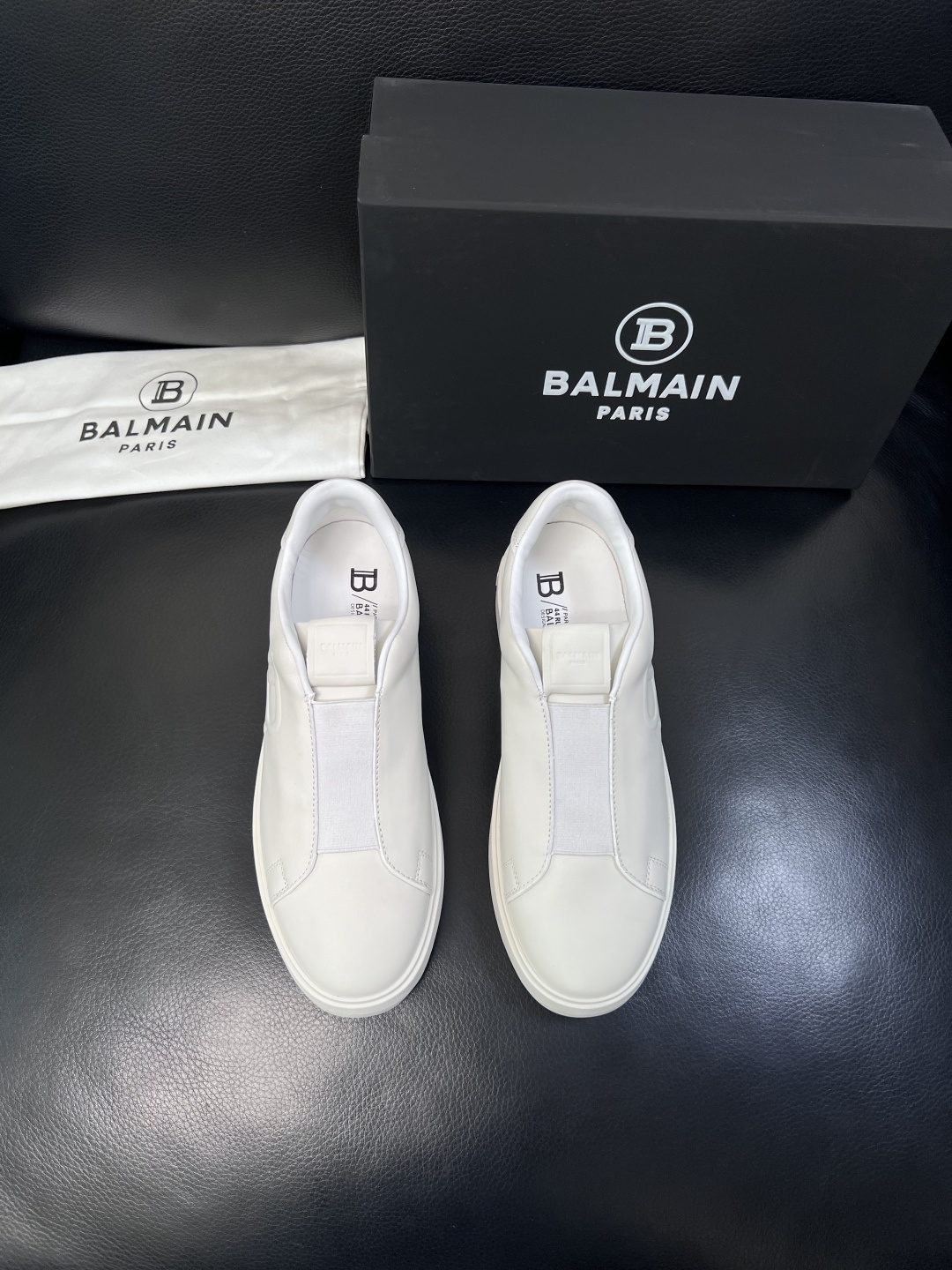 ⚠️只换码不退⚠️    BALMAIN  高品质  巴尔曼  顶级工艺品  专柜新品同步，鞋面意大利进