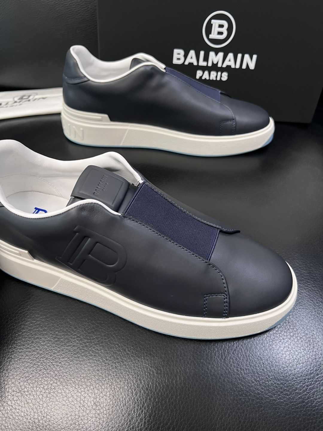⚠️只换码不退⚠️    BALMAIN  高品质  巴尔曼  顶级工艺品  专柜新品同步，鞋面意大利进