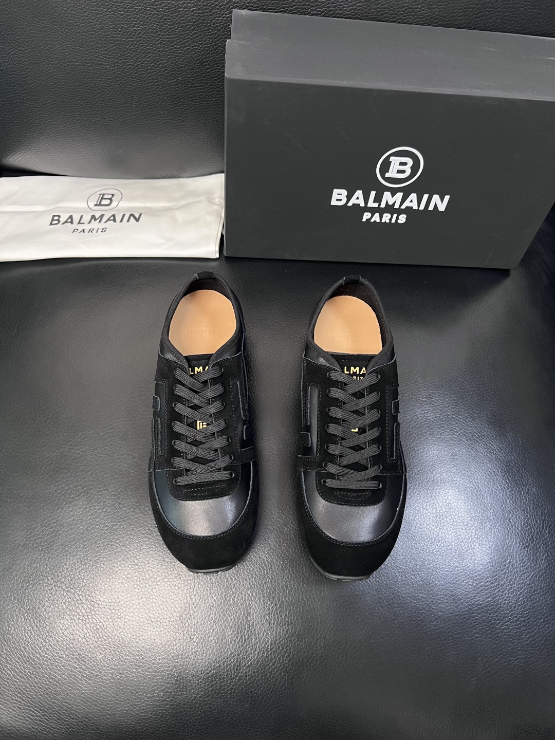 ⚠️只换码不退⚠️    BALMAIN  高品质  巴尔曼  顶级工艺品  专柜新品同步，鞋面意大利进