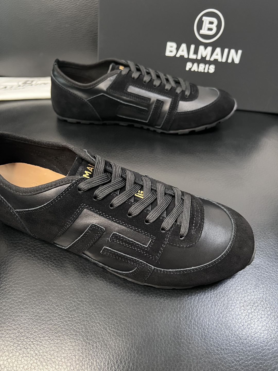 ⚠️只换码不退⚠️    BALMAIN  高品质  巴尔曼  顶级工艺品  专柜新品同步，鞋面意大利进
