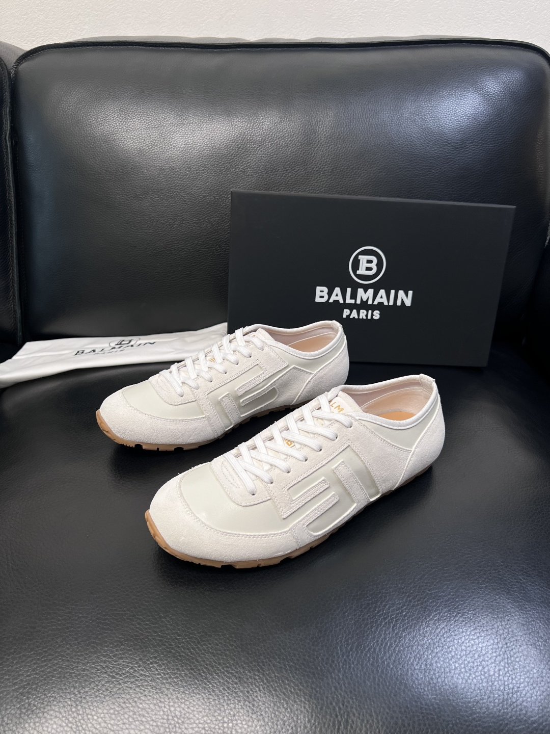 ⚠️只换码不退⚠️    BALMAIN  高品质  巴尔曼  顶级工艺品  专柜新品同步，鞋面意大利进