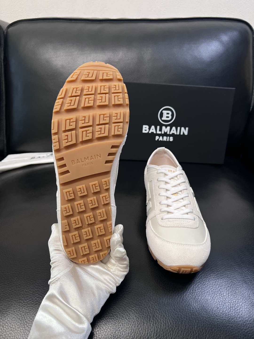 ⚠️只换码不退⚠️    BALMAIN  高品质  巴尔曼  顶级工艺品  专柜新品同步，鞋面意大利进