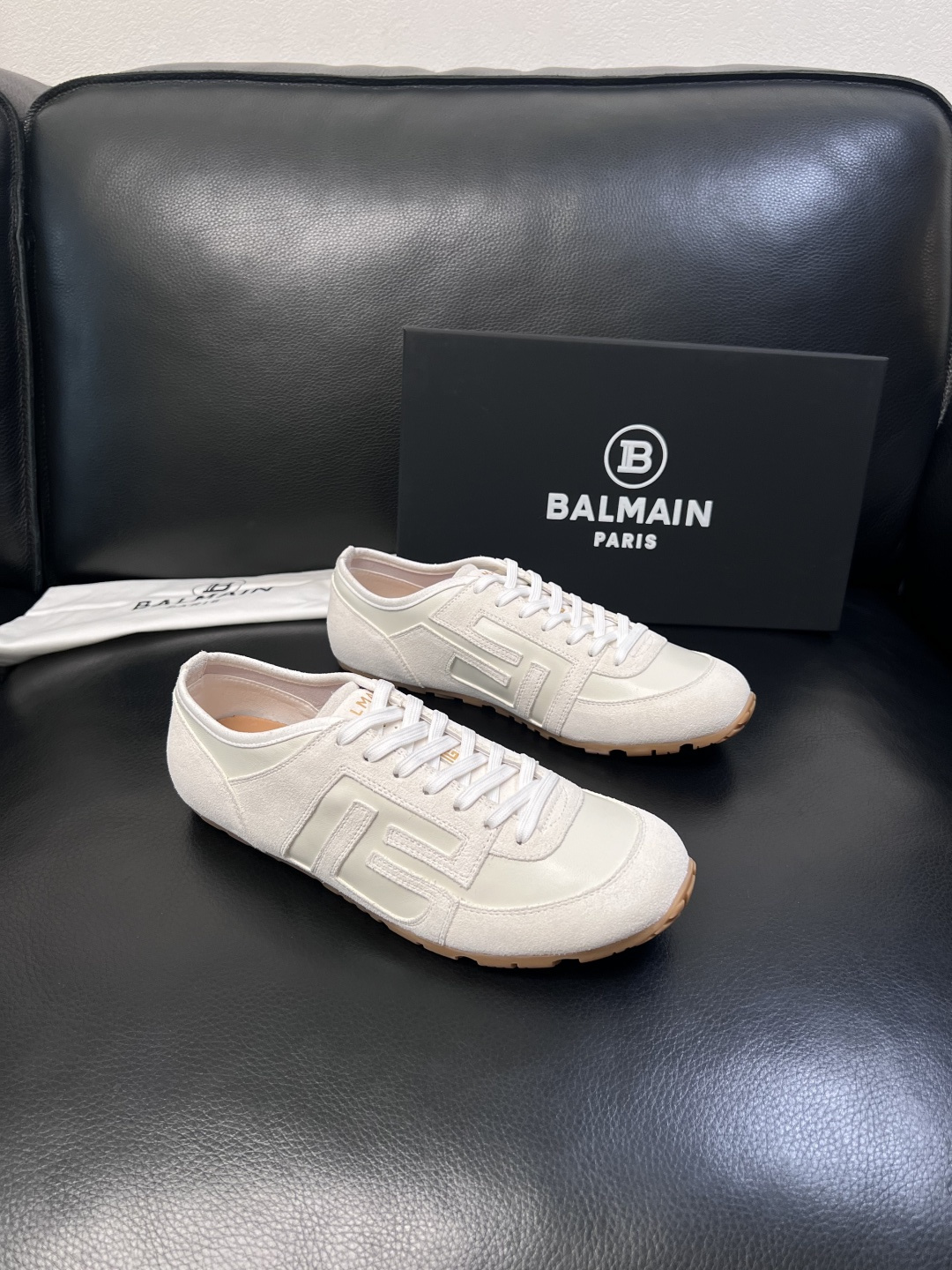 ⚠️只换码不退⚠️    BALMAIN  高品质  巴尔曼  顶级工艺品  专柜新品同步，鞋面意大利进