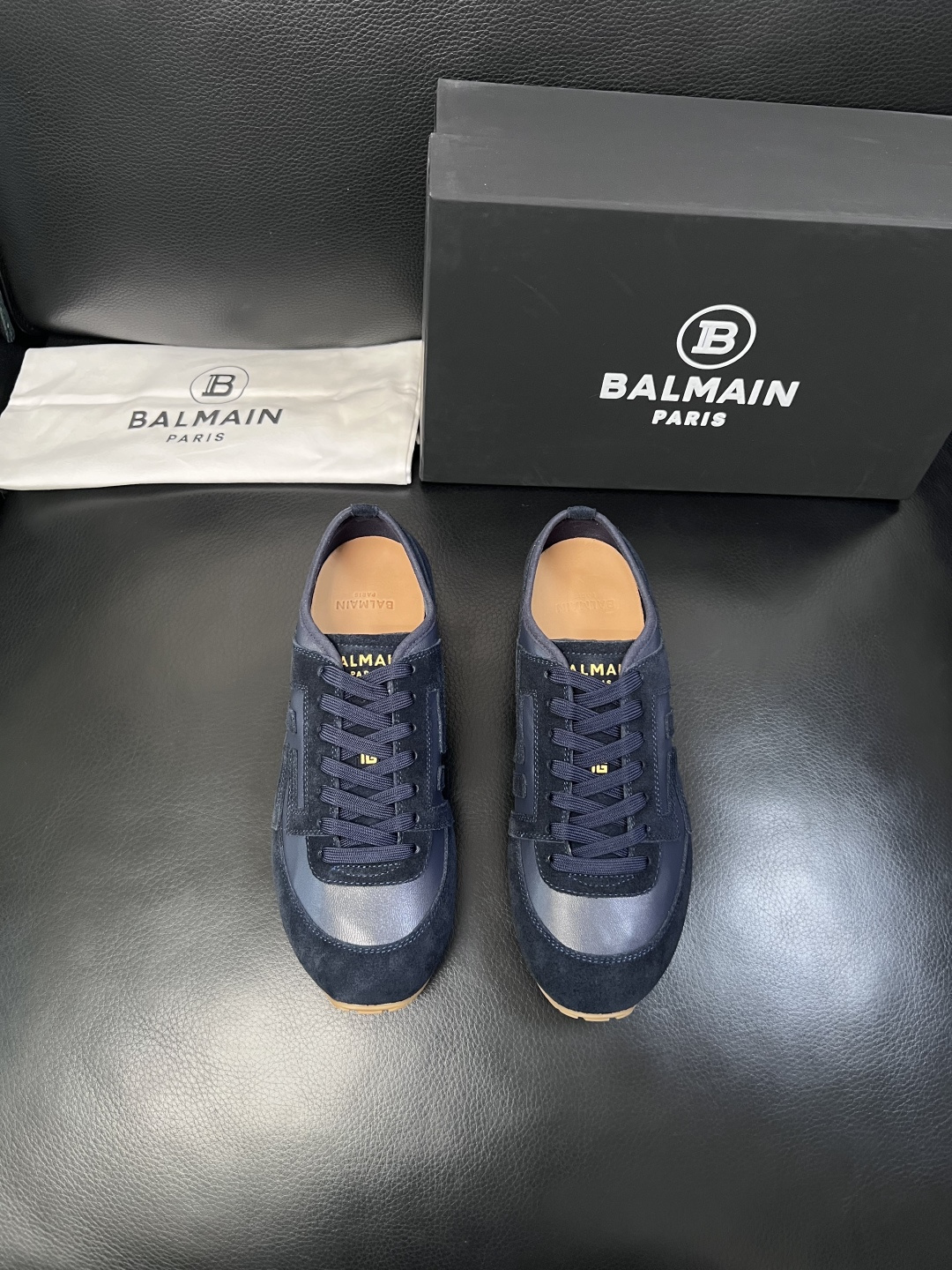 ⚠️只换码不退⚠️    BALMAIN  高品质  巴尔曼  顶级工艺品  专柜新品同步，鞋面意大利进