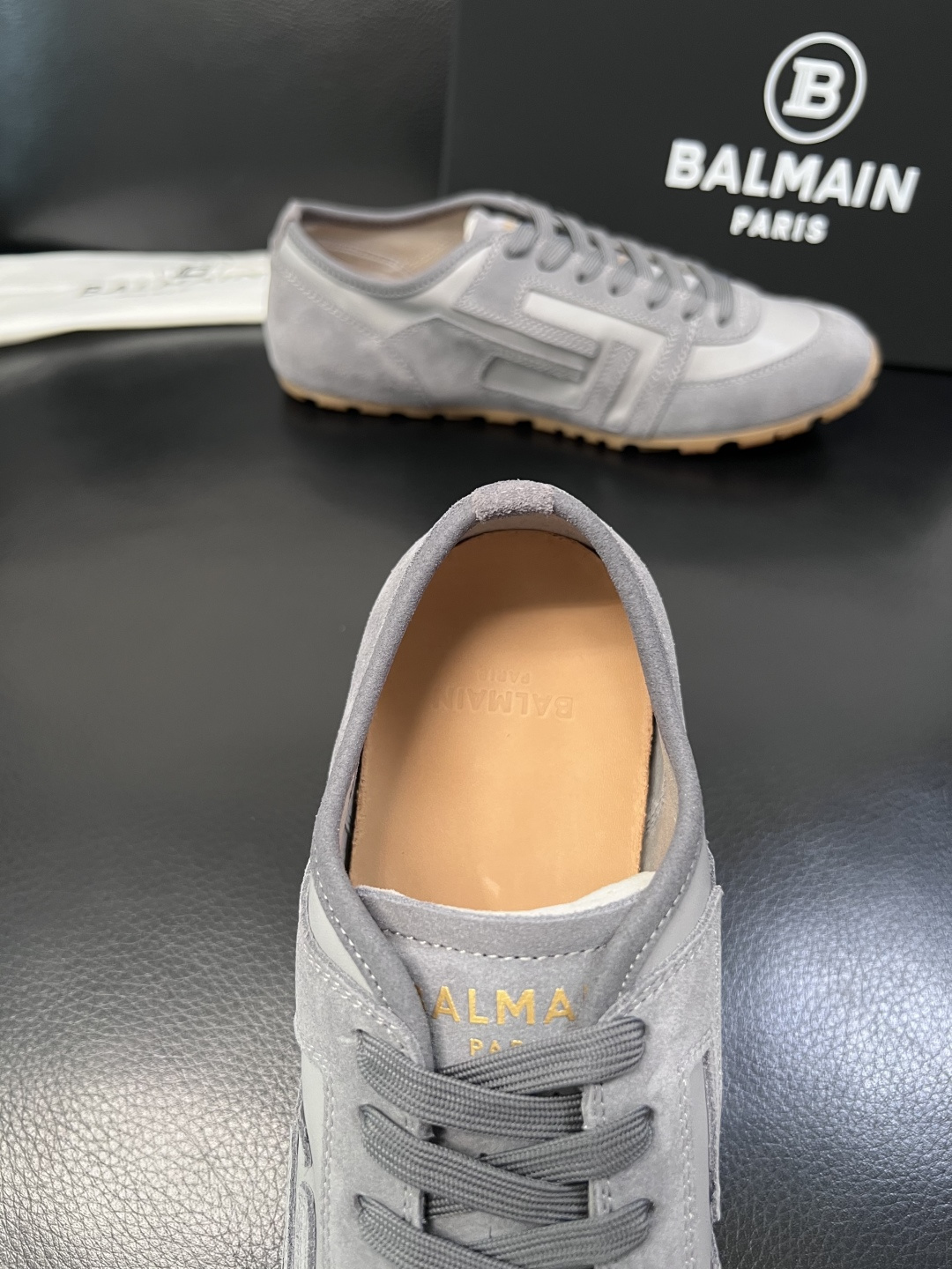⚠️只换码不退⚠️    BALMAIN  高品质  巴尔曼  顶级工艺品  专柜新品同步，鞋面意大利进