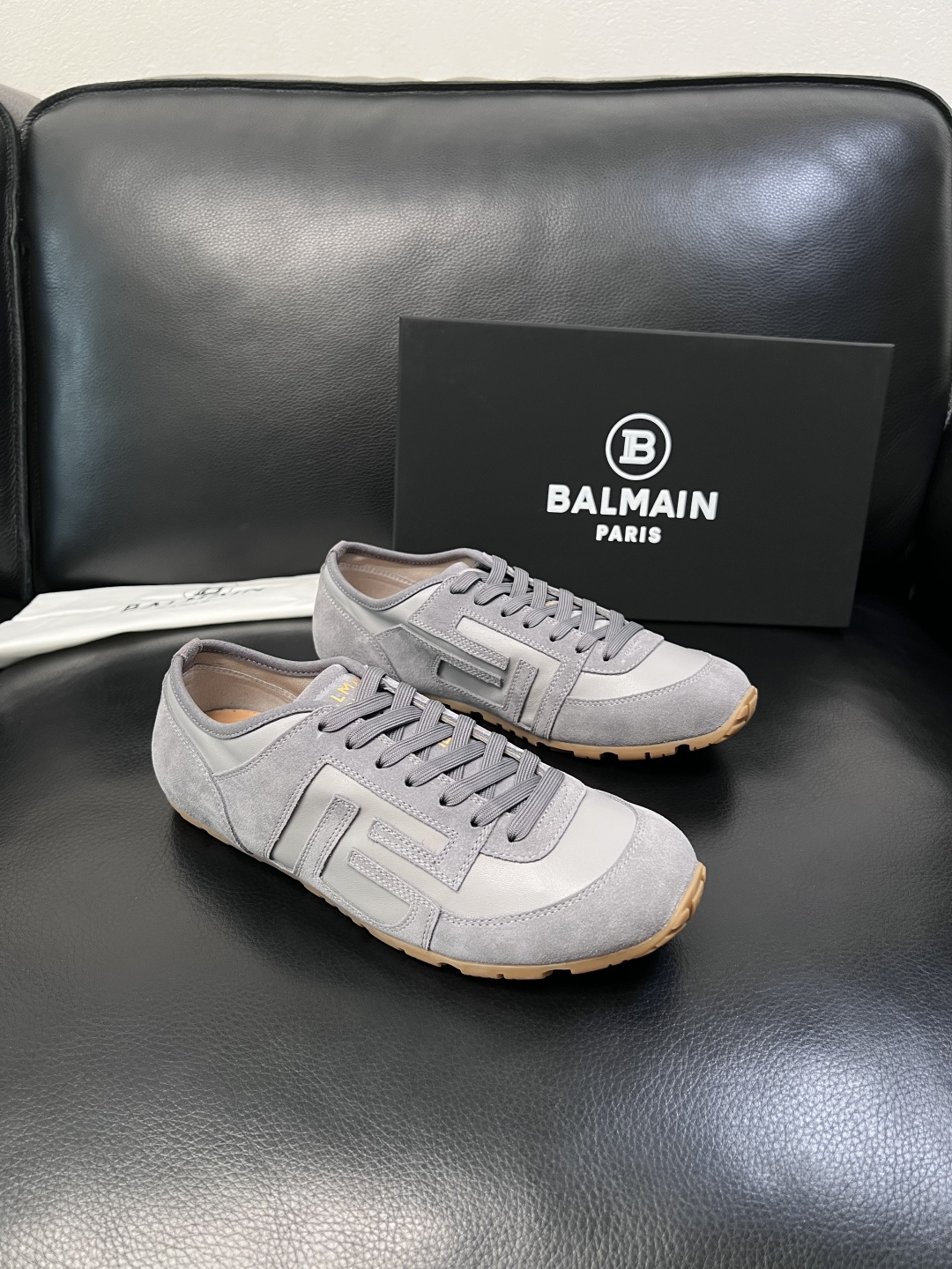 NO:850405,Just change the code without refund BALMAIN High quality Balmain top handicrafts New products at the counter simultaneously, uppers imported from Italy cowhide patchwork fabric, imported water-dyed cowhide lining, original soles specially provided by the original factory, exclusive movable molded soles super comfortable, original factory and single goods, high quality, welcome to compare, code number 39-44 (customized 38 45 46 47),, balmain, balmain, cowhide19860909只换码不退 BALMAIN 高品质 巴尔曼 顶级工艺品 专柜新品同步,鞋面意大利进口牛皮拼布面料,进口水染牛皮内里垫,鞋底原厂特供原版底,独家活动成型底超级舒适,原厂跟单货, 高品质,欢迎对比,码数 39-44(订做38 45 46 47),,balmain,balmain,cowhide,Men's shoes