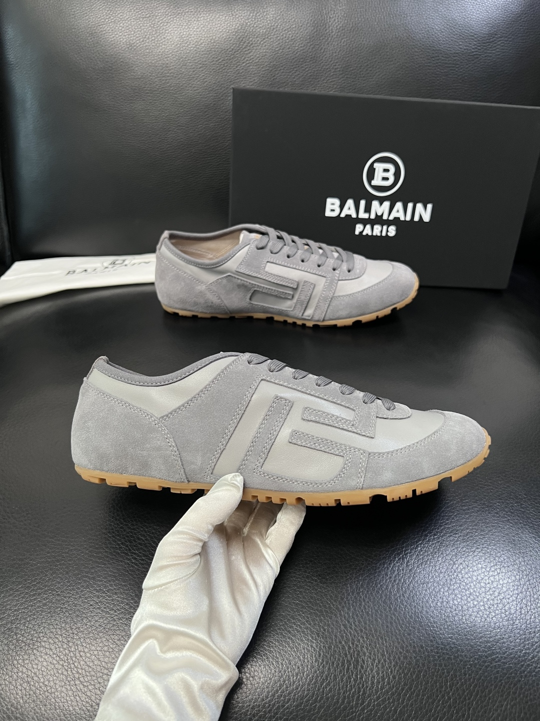 ⚠️只换码不退⚠️    BALMAIN  高品质  巴尔曼  顶级工艺品  专柜新品同步，鞋面意大利进