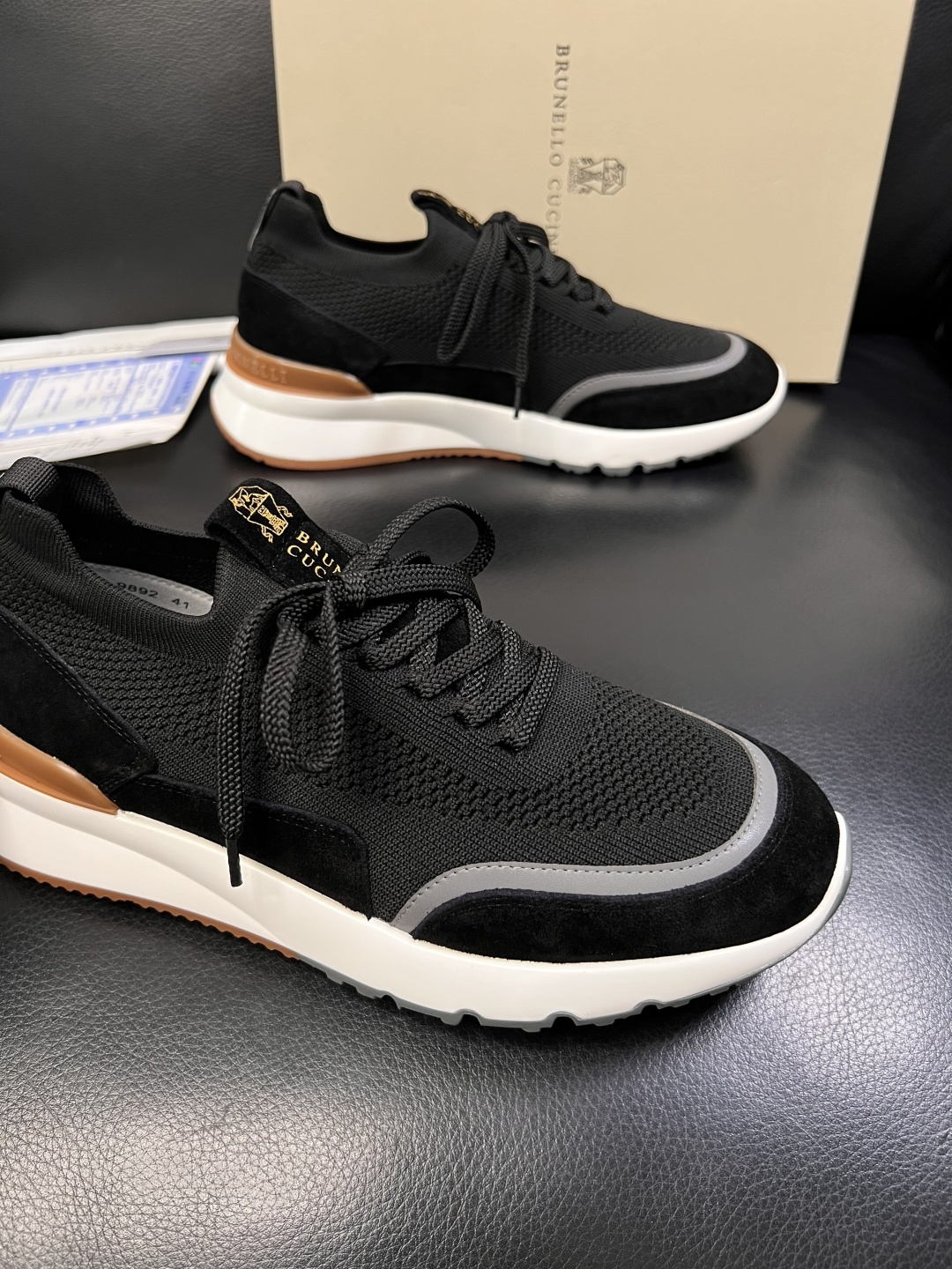 Brunello Cucinelli  高品质 顶级工艺品  BC  专柜同步原厂配置，意大利进口牛皮面