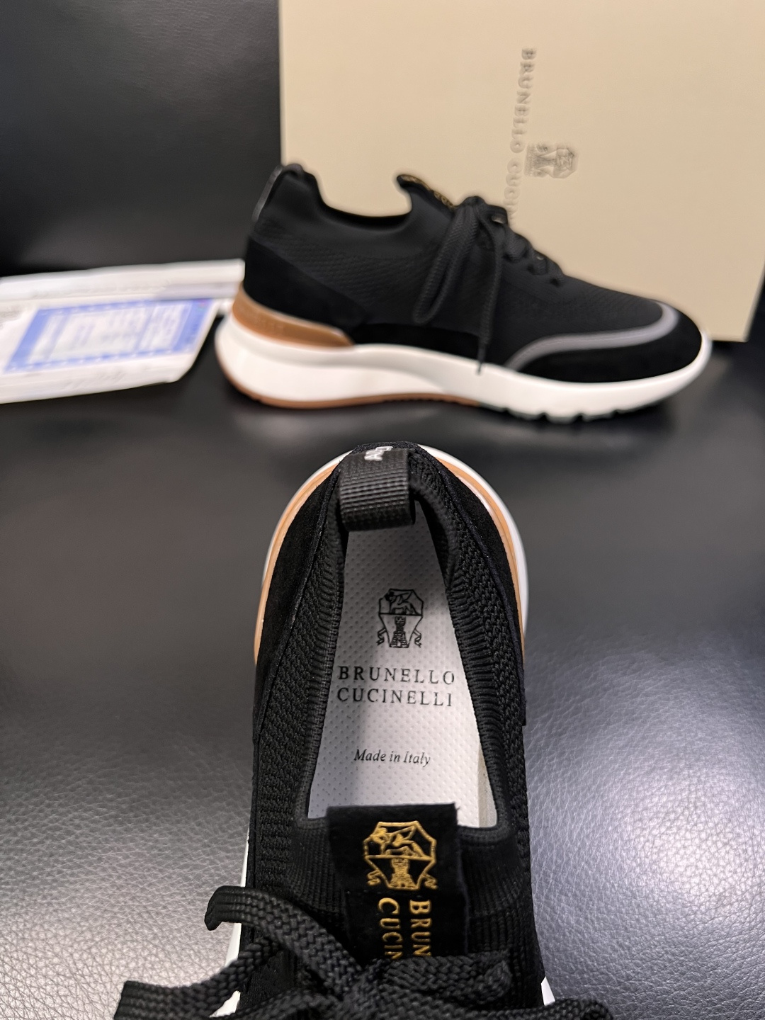 Brunello Cucinelli  高品质 顶级工艺品  BC  专柜同步原厂配置，意大利进口牛皮面