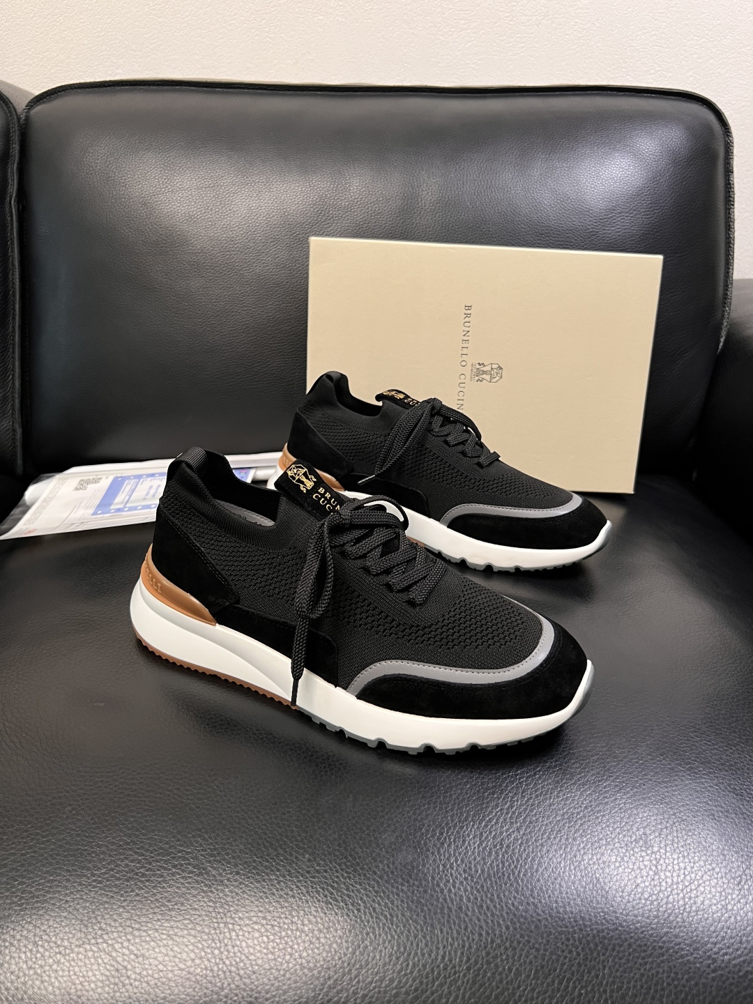 Brunello Cucinelli  高品质 顶级工艺品  BC  专柜同步原厂配置，意大利进口牛皮面
