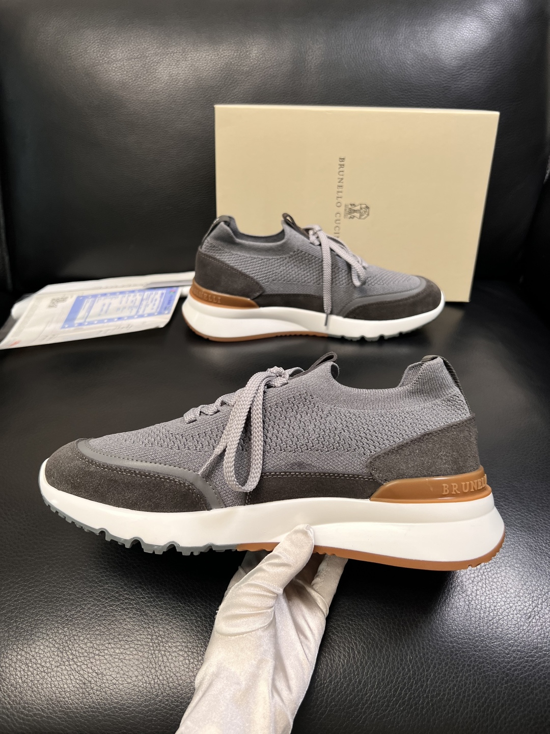 Brunello Cucinelli  高品质 顶级工艺品  BC  专柜同步原厂配置，意大利进口牛皮面