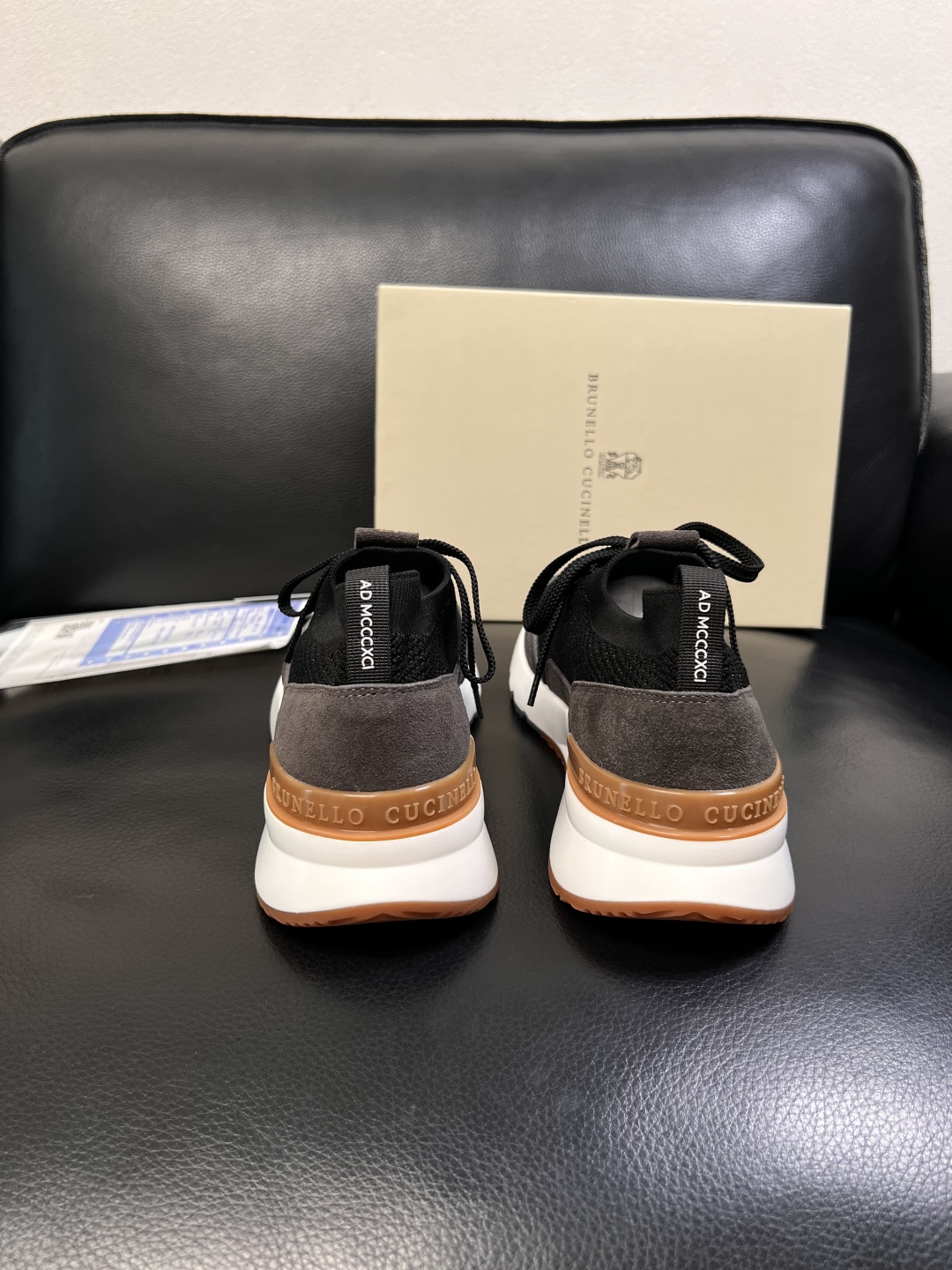 Brunello Cucinelli  高品质 顶级工艺品  BC  专柜同步原厂配置，意大利进口牛皮面