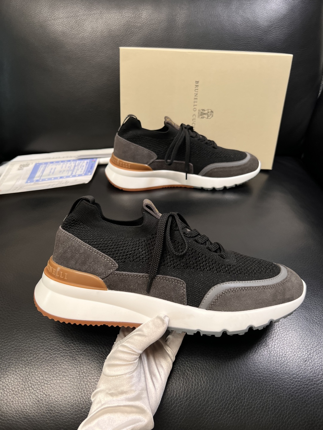 Brunello Cucinelli  高品质 顶级工艺品  BC  专柜同步原厂配置，意大利进口牛皮面