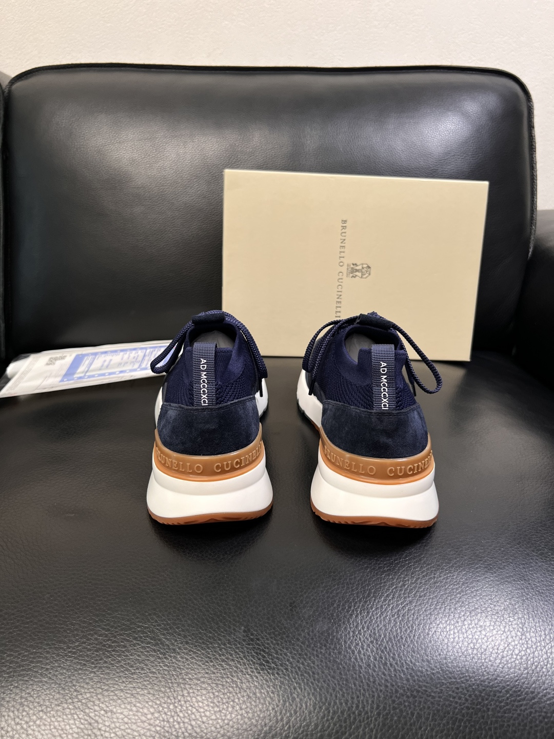 Brunello Cucinelli  高品质 顶级工艺品  BC  专柜同步原厂配置，意大利进口牛皮面