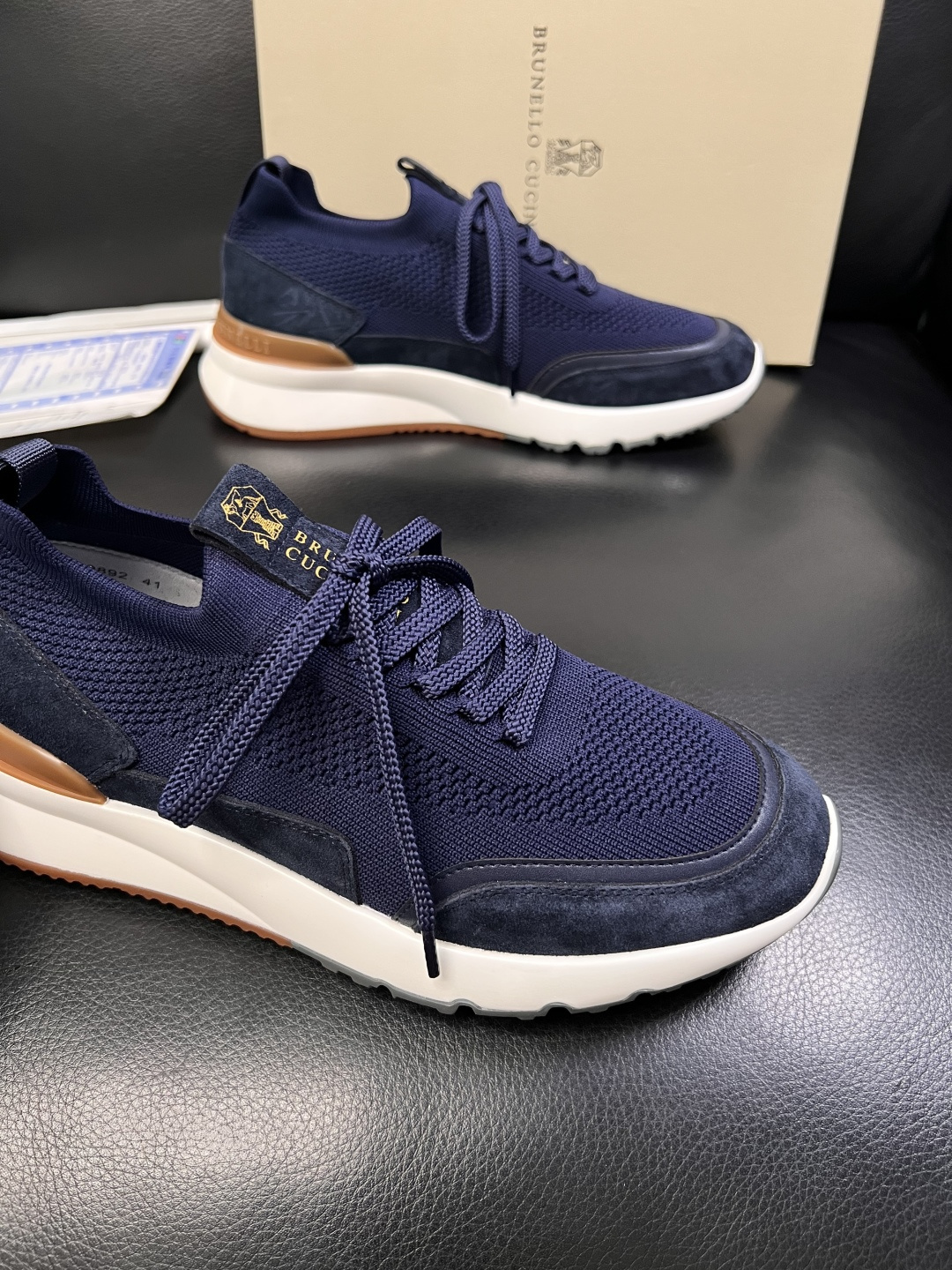 Brunello Cucinelli  高品质 顶级工艺品  BC  专柜同步原厂配置，意大利进口牛皮面