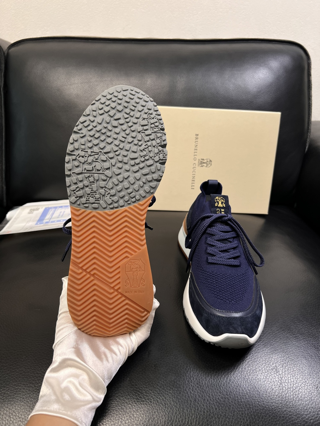 Brunello Cucinelli  高品质 顶级工艺品  BC  专柜同步原厂配置，意大利进口牛皮面