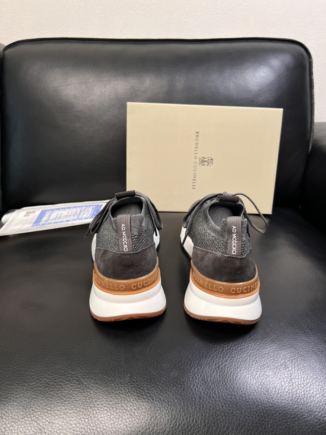 Brunello Cucinelli  高品质 顶级工艺品  BC  专柜同步原厂配置，意大利进口牛皮面