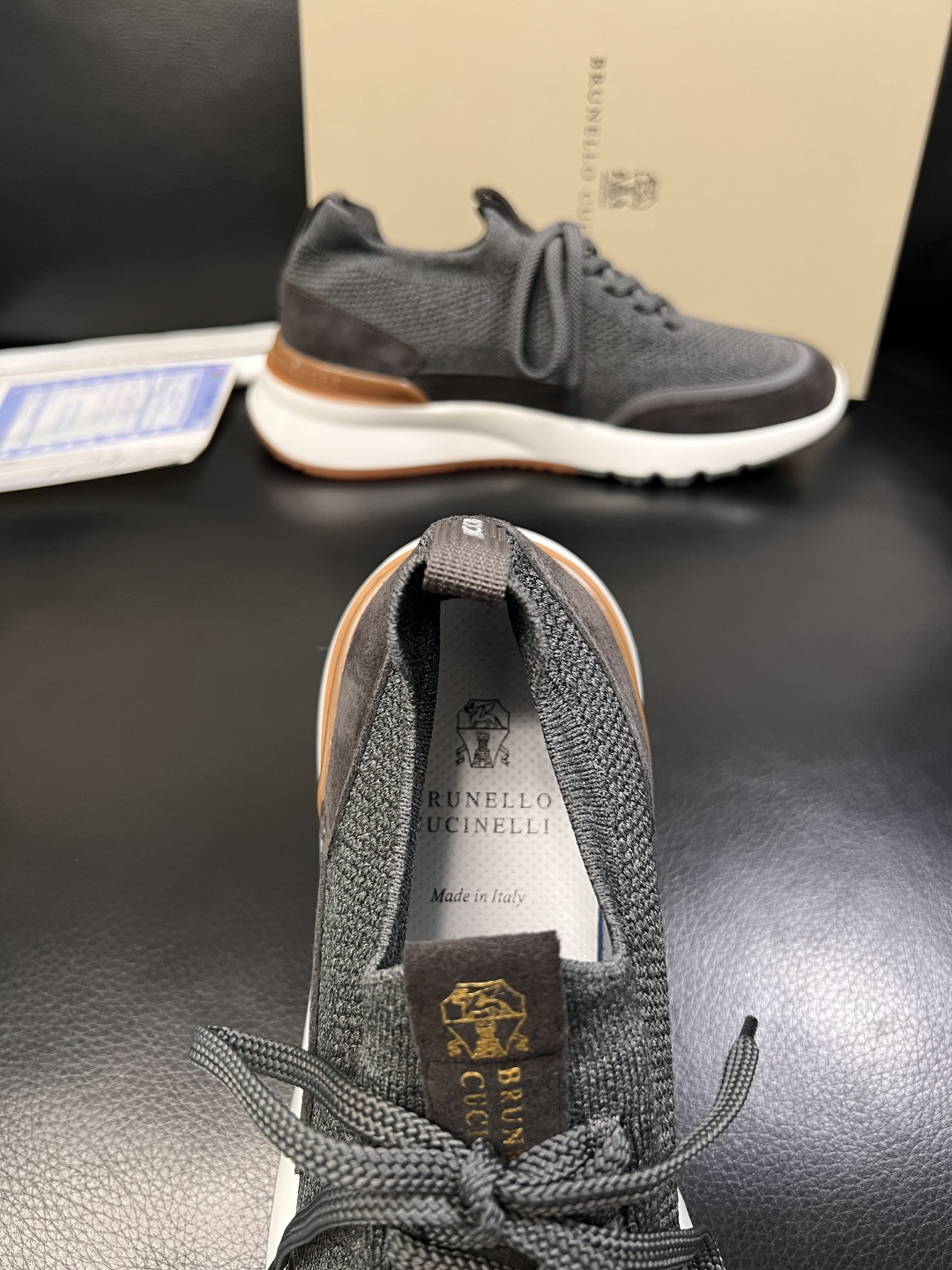 Brunello Cucinelli  高品质 顶级工艺品  BC  专柜同步原厂配置，意大利进口牛皮面