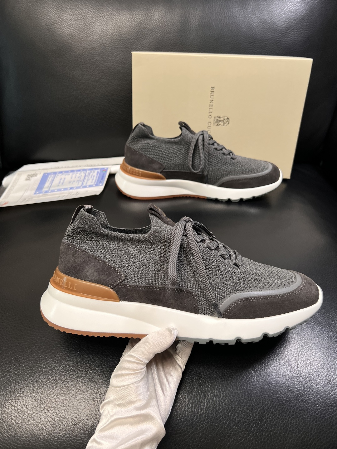 Brunello Cucinelli  高品质 顶级工艺品  BC  专柜同步原厂配置，意大利进口牛皮面