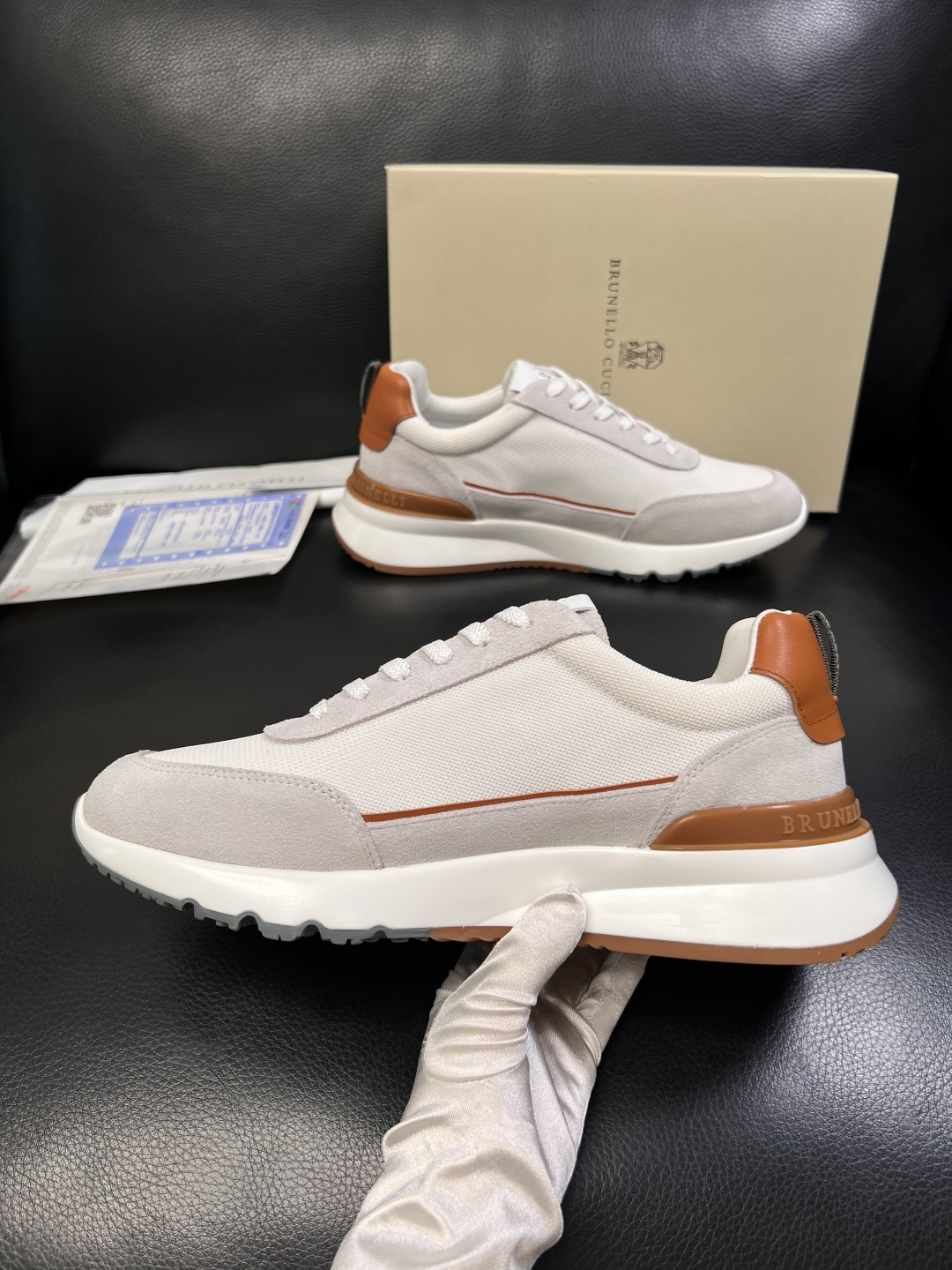 Brunello Cucinelli  高品质 顶级工艺品  BC  专柜同步原厂配置，意大利进口牛皮面