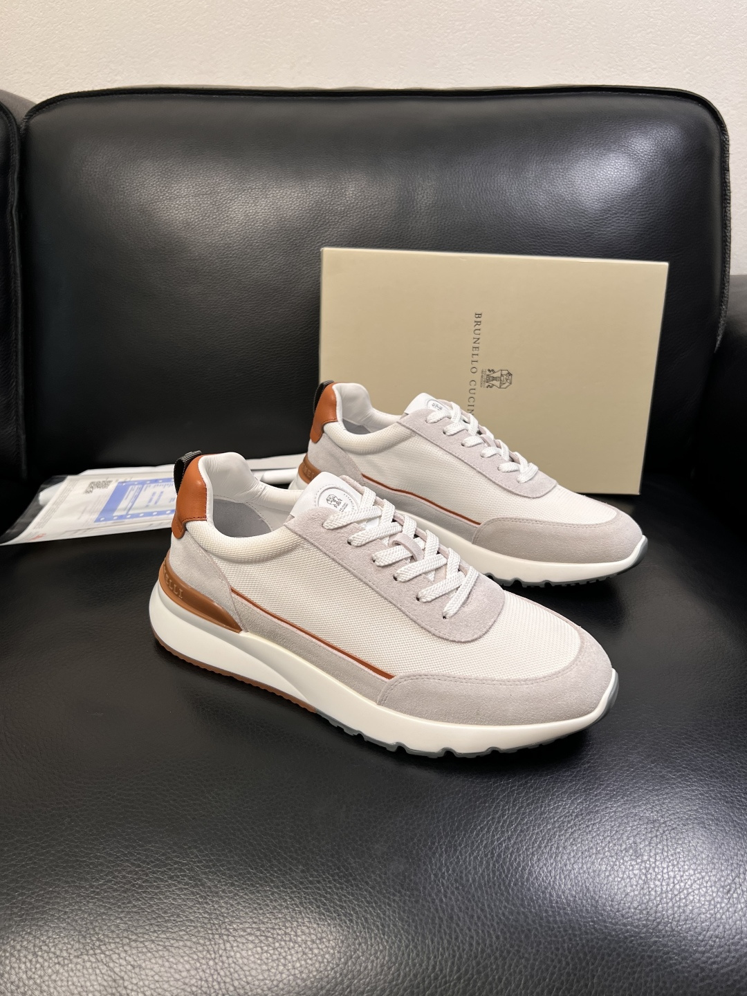 Brunello Cucinelli  高品质 顶级工艺品  BC  专柜同步原厂配置，意大利进口牛皮面
