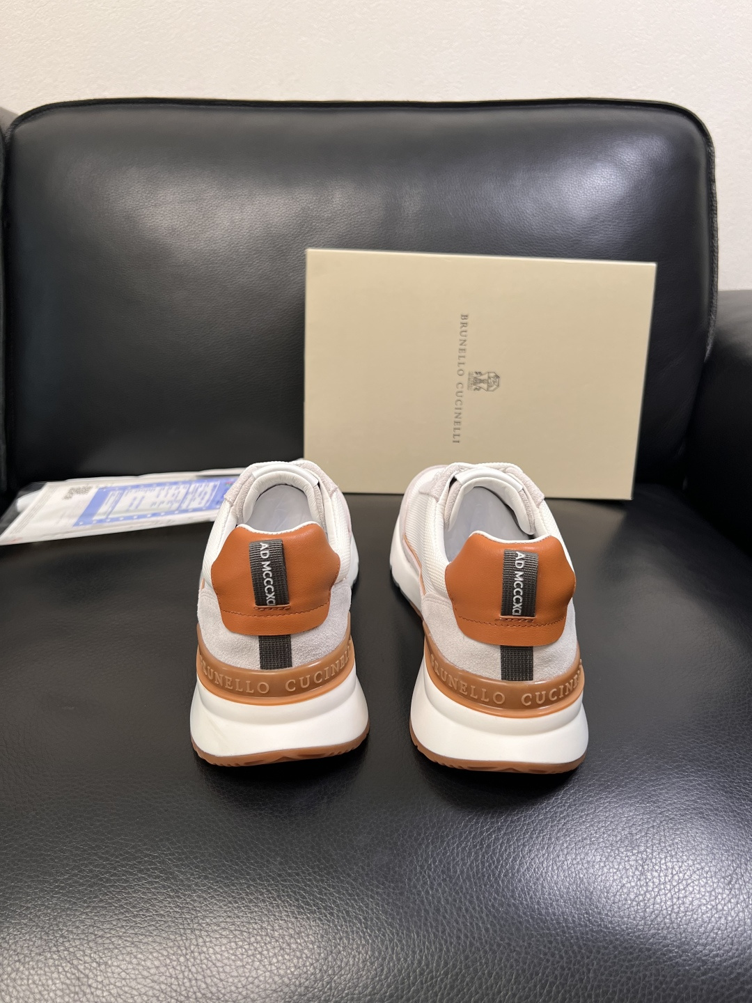 Brunello Cucinelli  高品质 顶级工艺品  BC  专柜同步原厂配置，意大利进口牛皮面