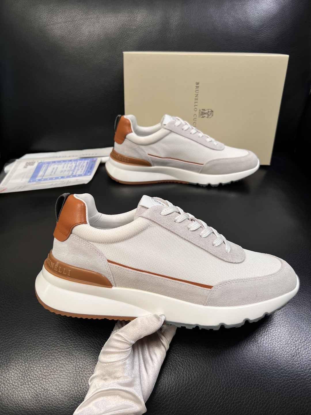Brunello Cucinelli  高品质 顶级工艺品  BC  专柜同步原厂配置，意大利进口牛皮面