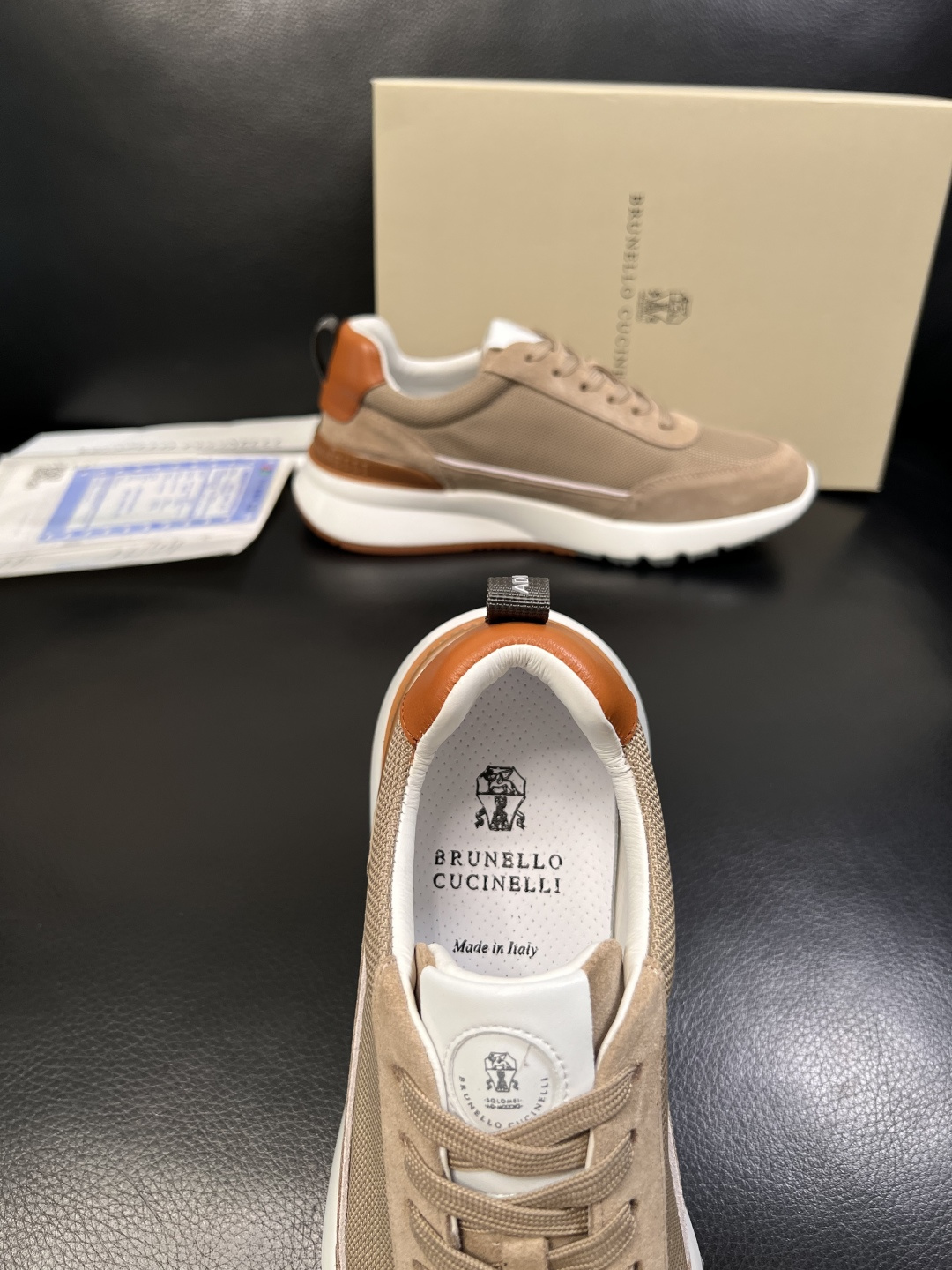 Brunello Cucinelli  高品质 顶级工艺品  BC  专柜同步原厂配置，意大利进口牛皮面