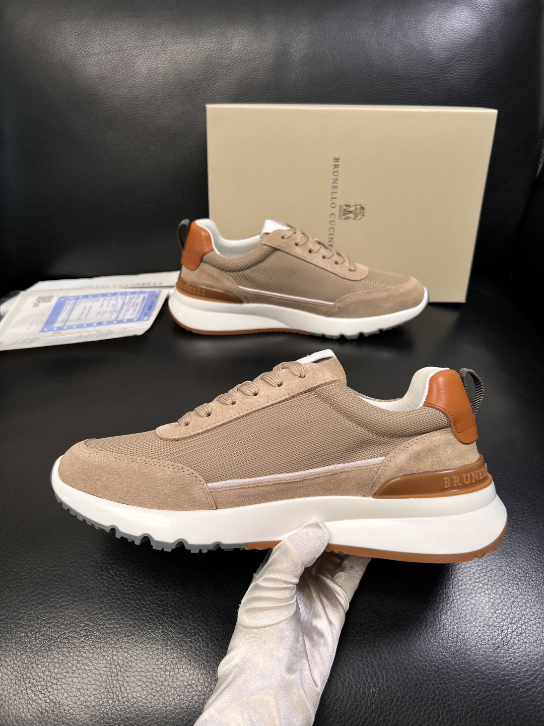 Brunello Cucinelli  高品质 顶级工艺品  BC  专柜同步原厂配置，意大利进口牛皮面