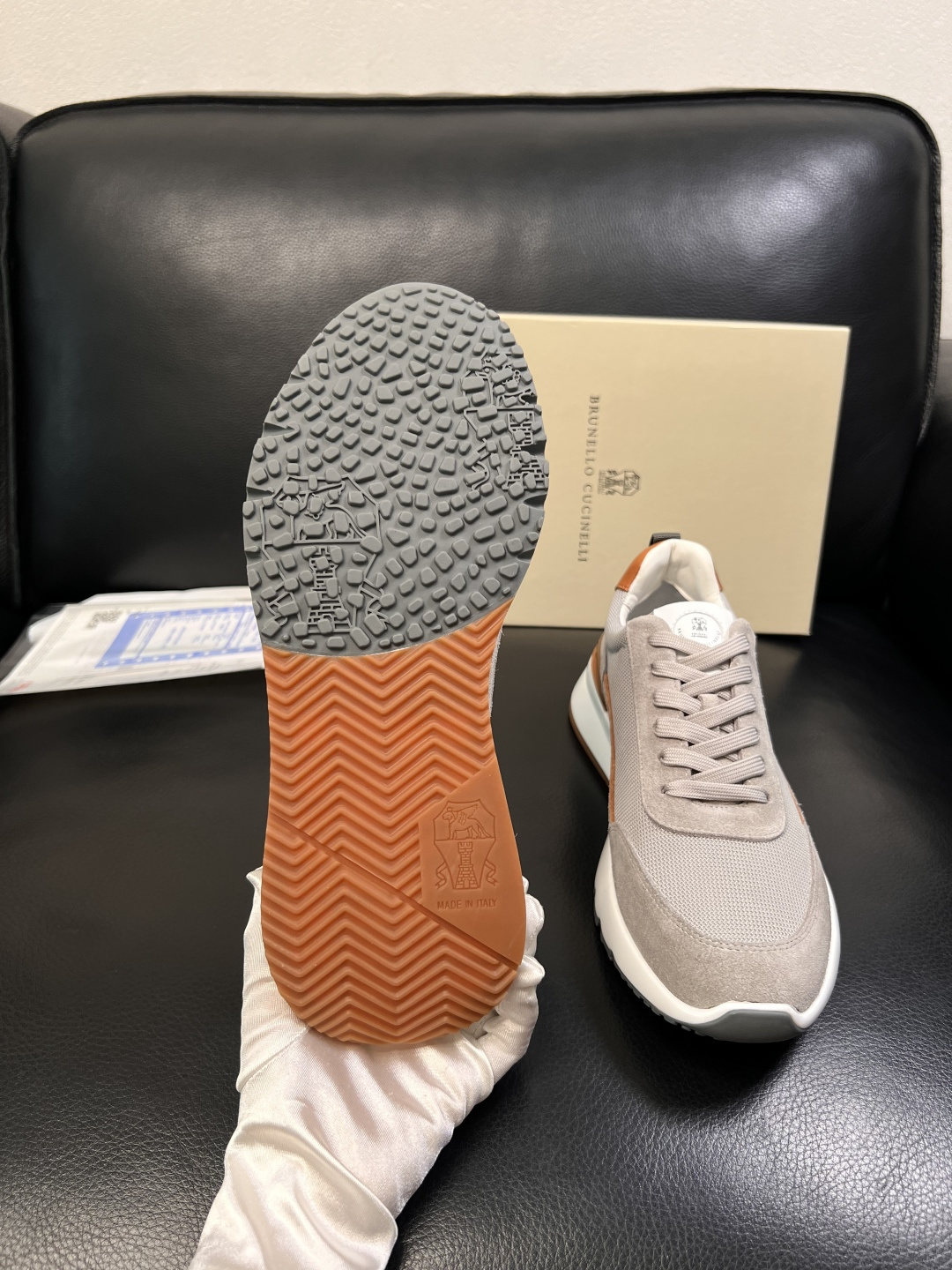 Brunello Cucinelli  高品质 顶级工艺品  BC  专柜同步原厂配置，意大利进口牛皮面