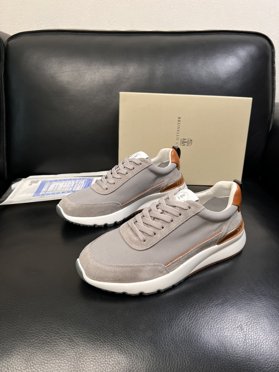 Brunello Cucinelli  高品质 顶级工艺品  BC  专柜同步原厂配置，意大利进口牛皮面