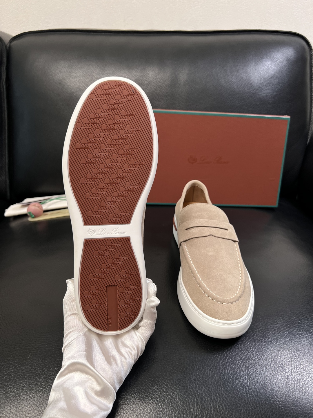 Loro Piana  高品质  顶级工艺品  诺悠翩雅  新品专柜同步原厂配置，鞋面意大利进口牛皮面料
