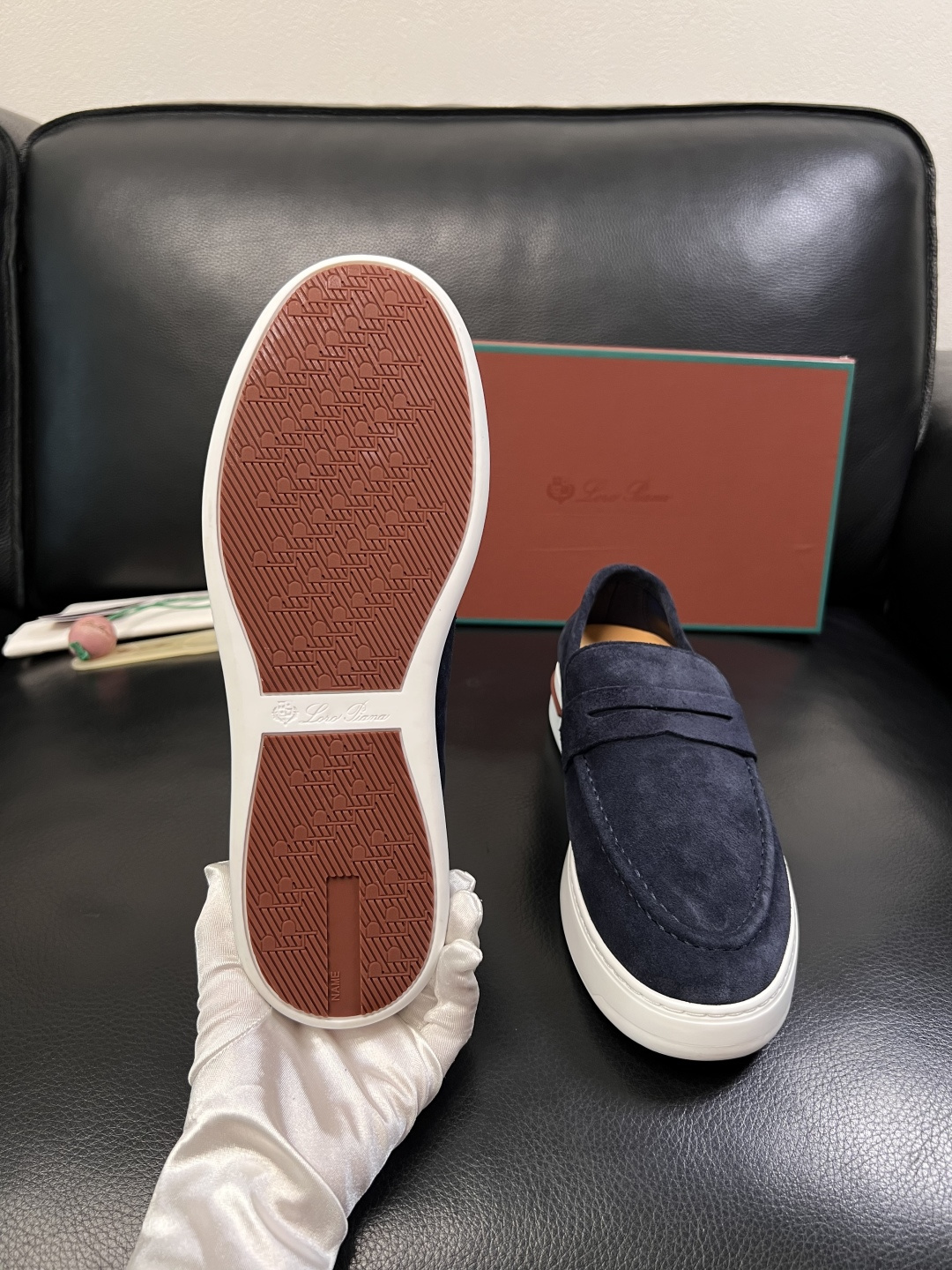 Loro Piana  高品质  顶级工艺品  诺悠翩雅  新品专柜同步原厂配置，鞋面意大利进口牛皮面料