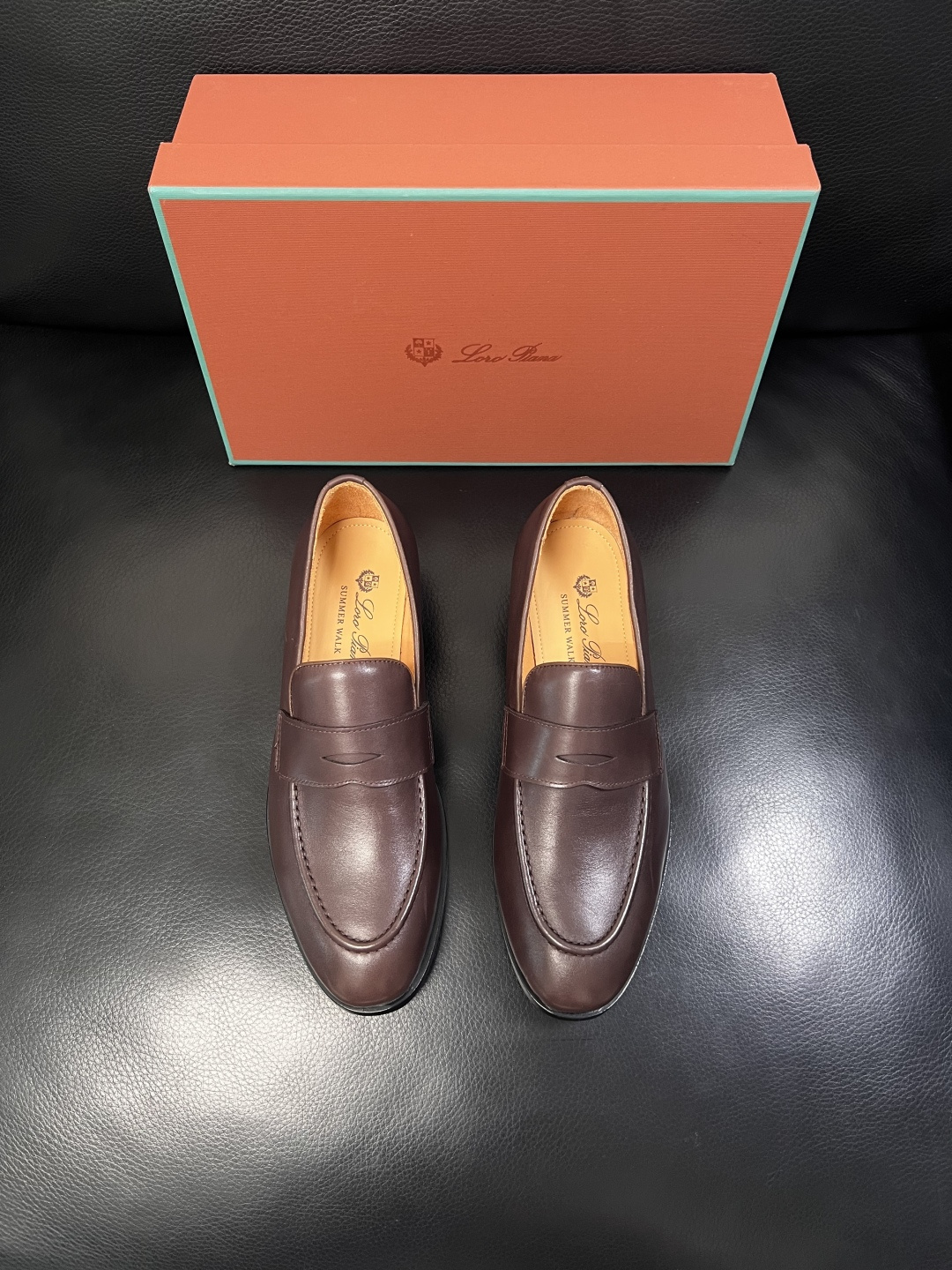 Loro Piana  高品质  顶级工艺品  诺悠翩雅  皮鞋新品专柜同步原厂配置，鞋面意大利进口牛皮