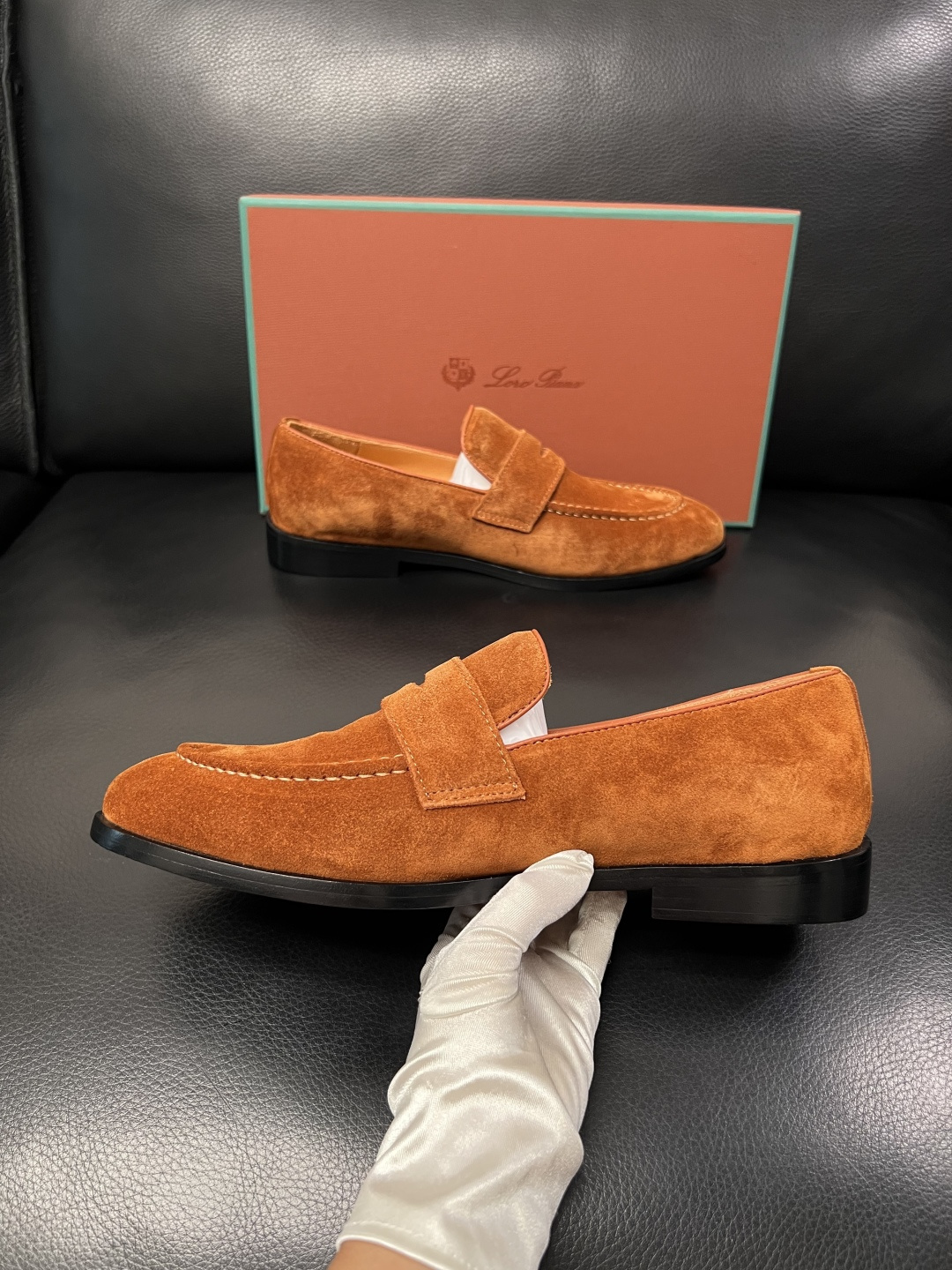 Loro Piana  高品质  顶级工艺品  诺悠翩雅  皮鞋新品专柜同步原厂配置，鞋面意大利进口牛皮