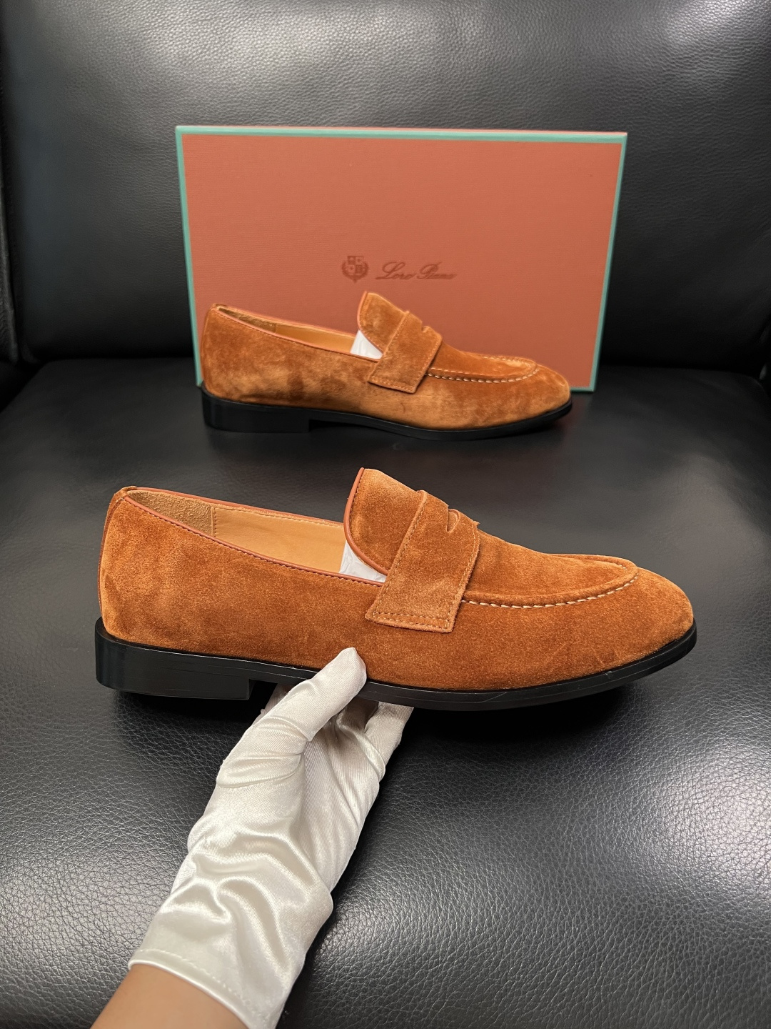 Loro Piana  高品质  顶级工艺品  诺悠翩雅  皮鞋新品专柜同步原厂配置，鞋面意大利进口牛皮