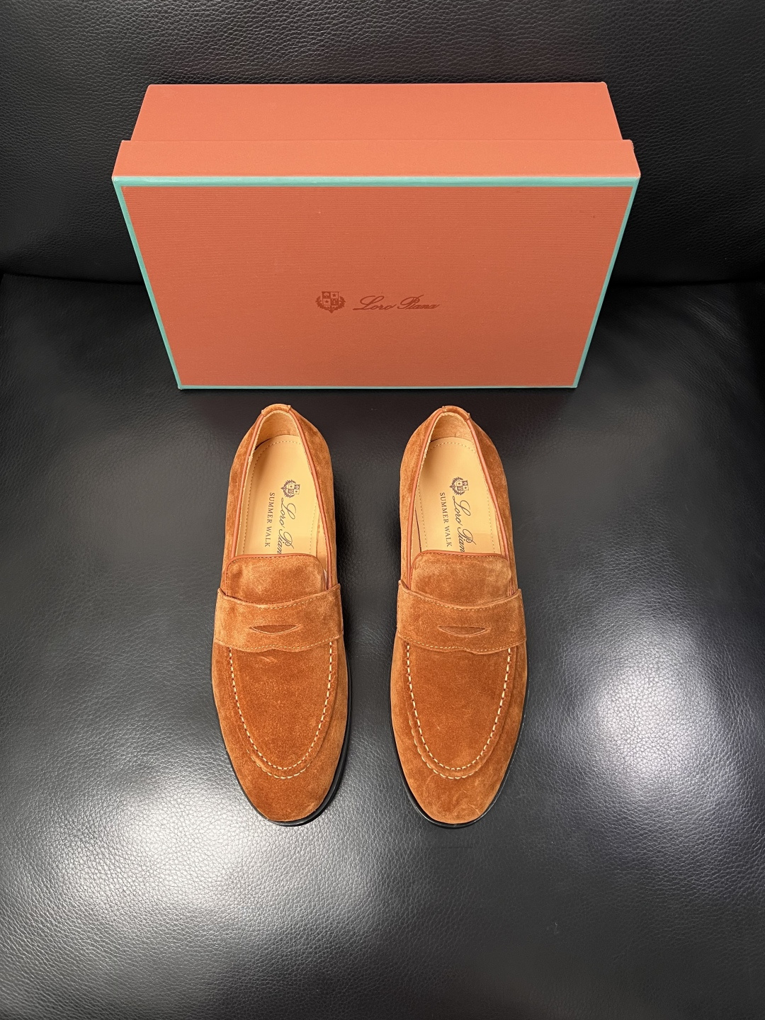 Loro Piana  高品质  顶级工艺品  诺悠翩雅  皮鞋新品专柜同步原厂配置，鞋面意大利进口牛皮