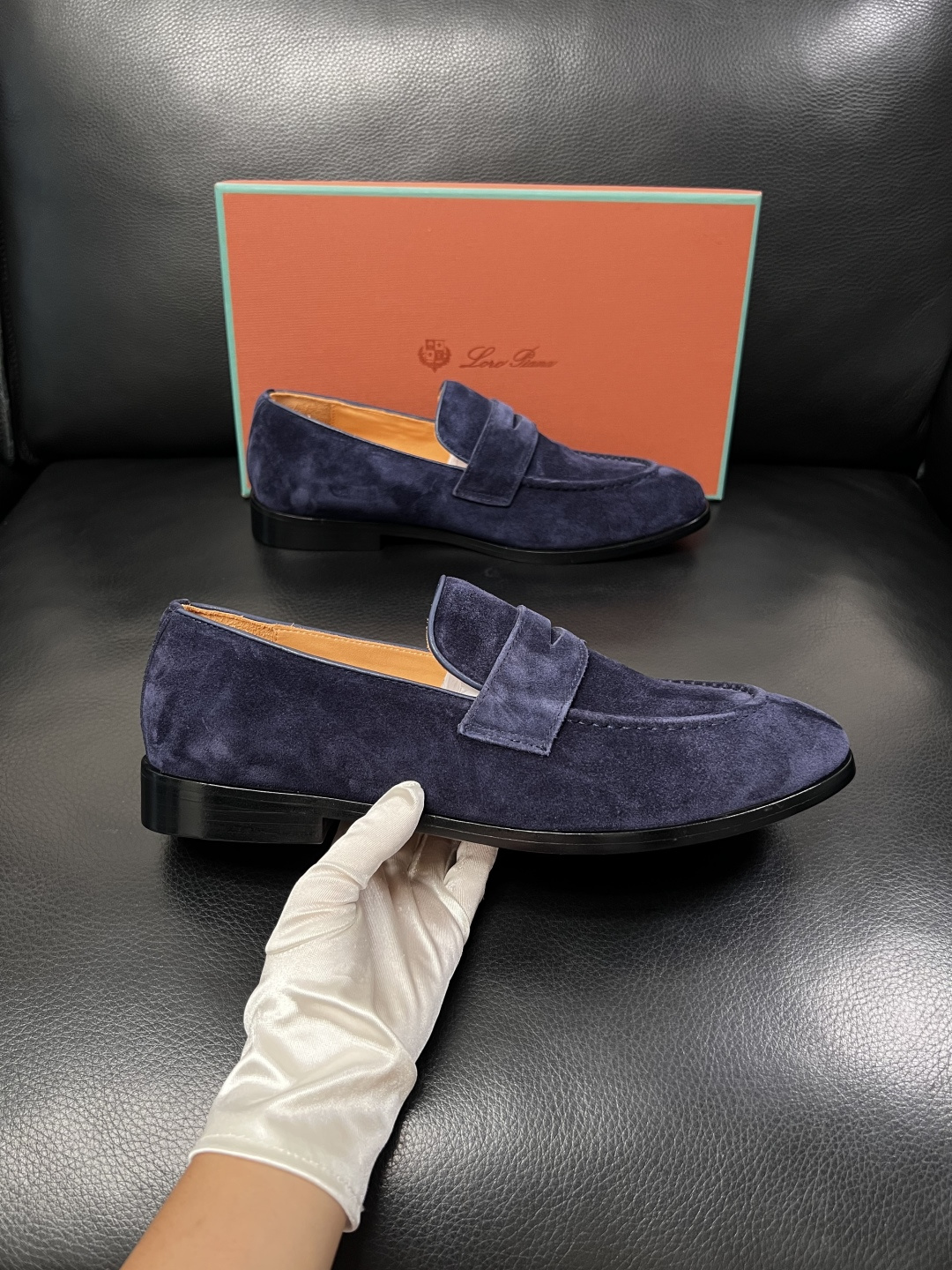 Loro Piana  高品质  顶级工艺品  诺悠翩雅  皮鞋新品专柜同步原厂配置，鞋面意大利进口牛皮