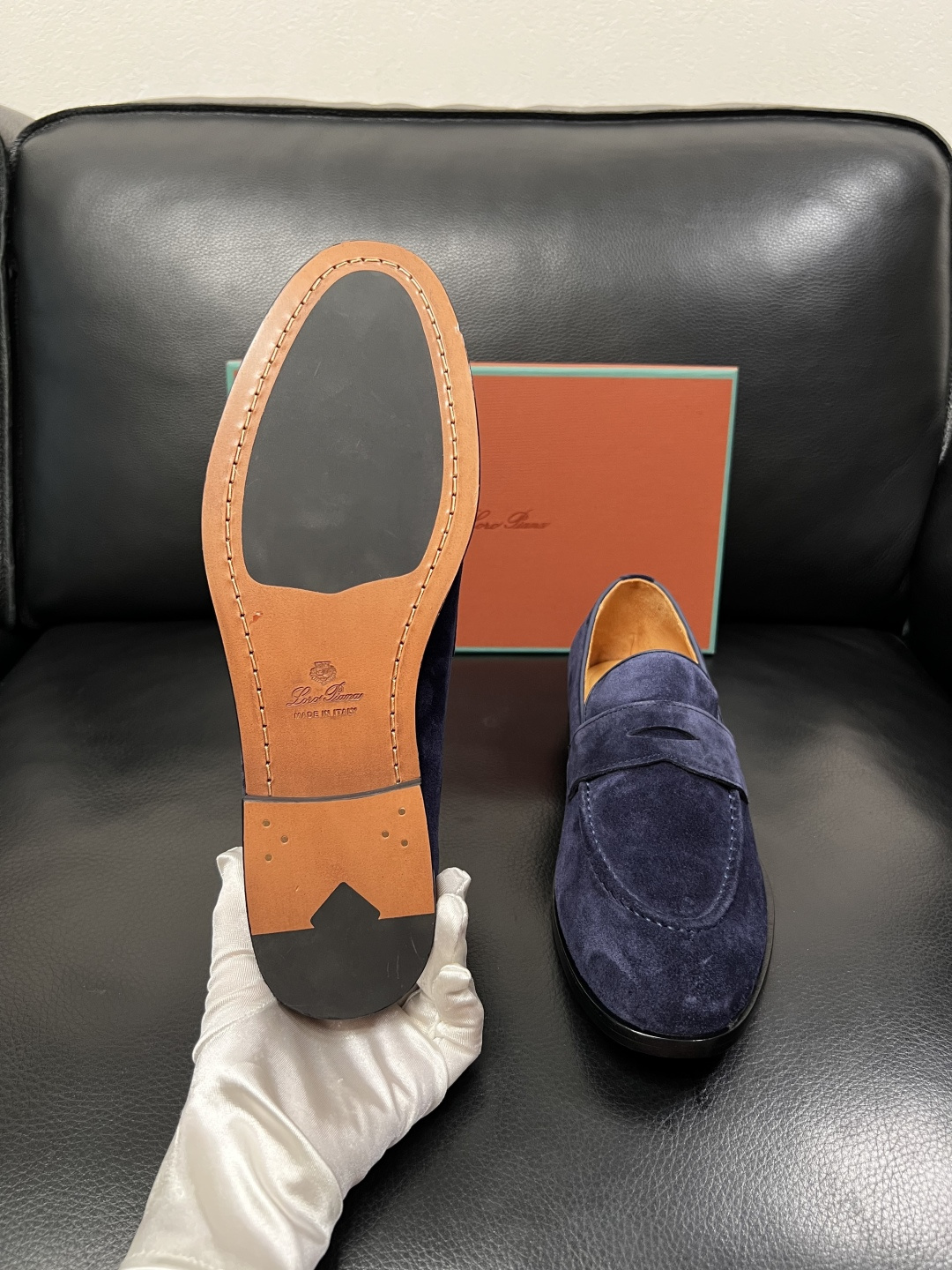 Loro Piana  高品质  顶级工艺品  诺悠翩雅  皮鞋新品专柜同步原厂配置，鞋面意大利进口牛皮
