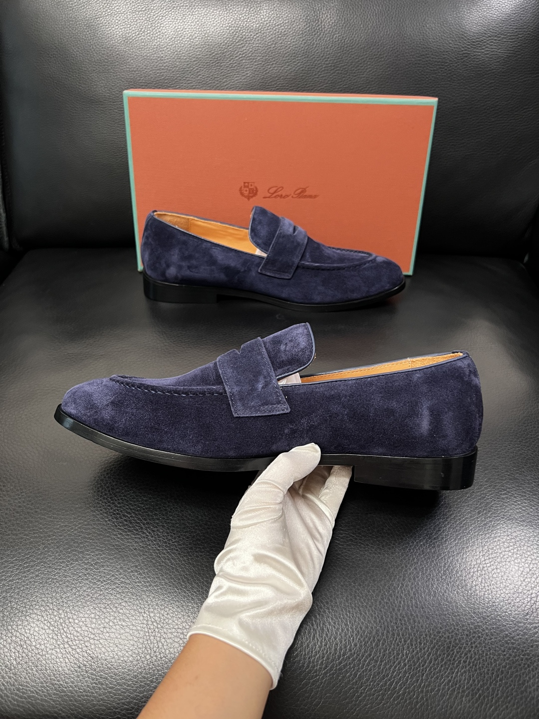 Loro Piana  高品质  顶级工艺品  诺悠翩雅  皮鞋新品专柜同步原厂配置，鞋面意大利进口牛皮