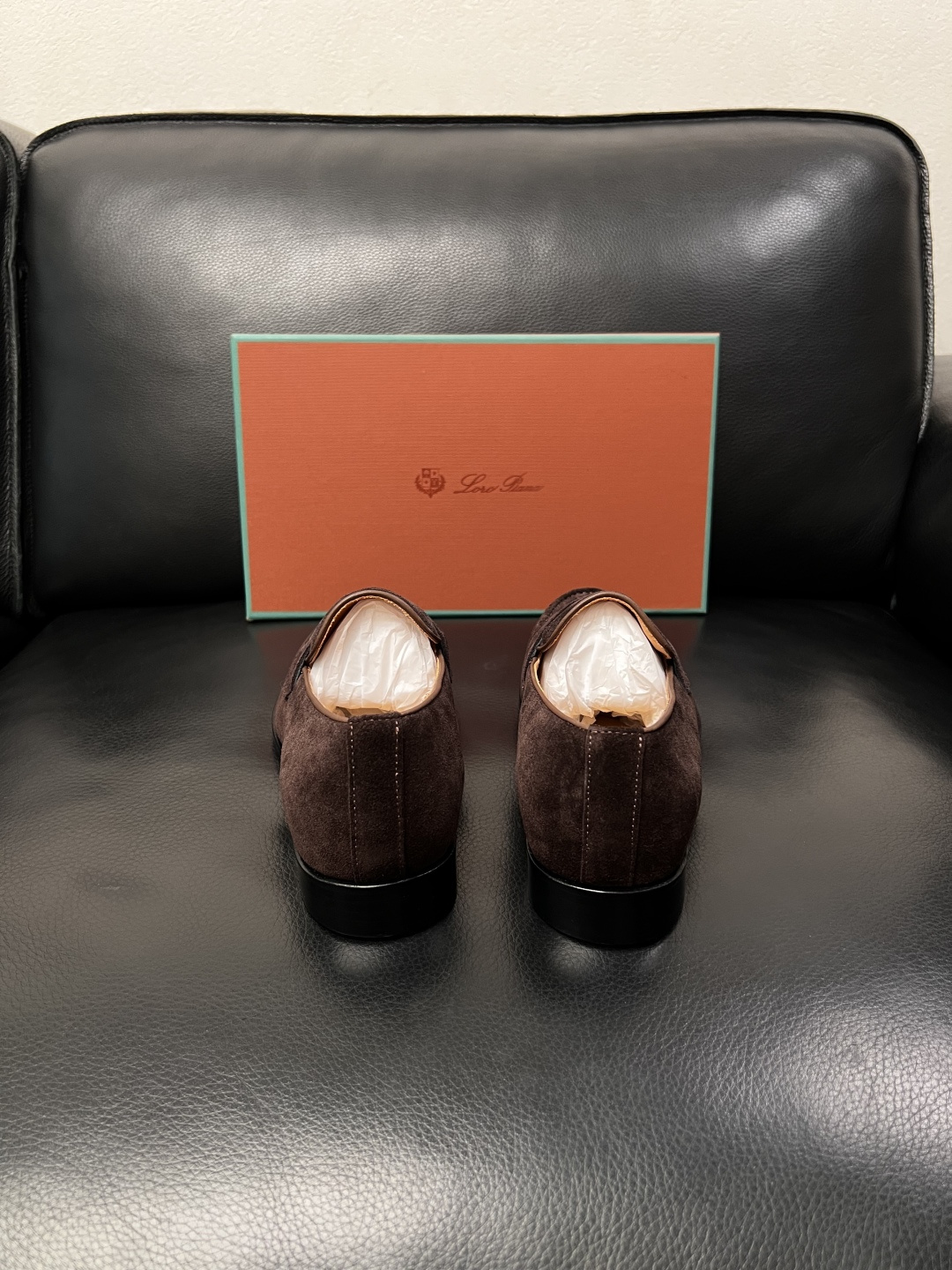 Loro Piana  高品质  顶级工艺品  诺悠翩雅  皮鞋新品专柜同步原厂配置，鞋面意大利进口牛皮